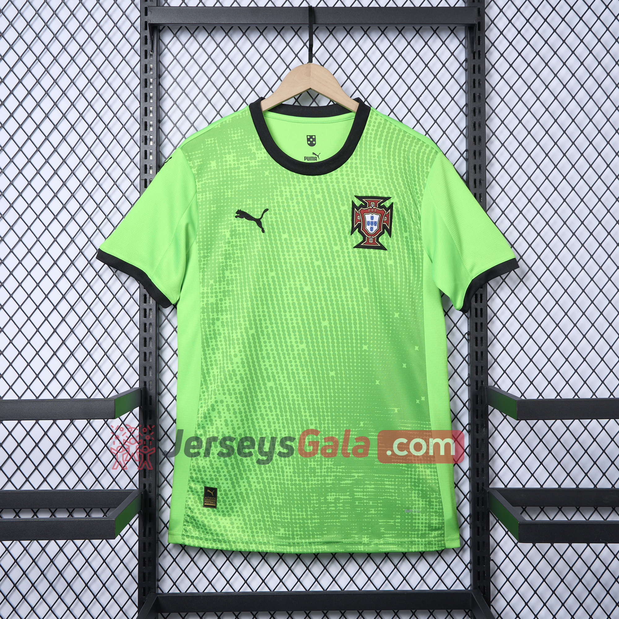 Portugal 2025-26 Green Goalkeeper Jersey - Fans Version - ReplicasJersey