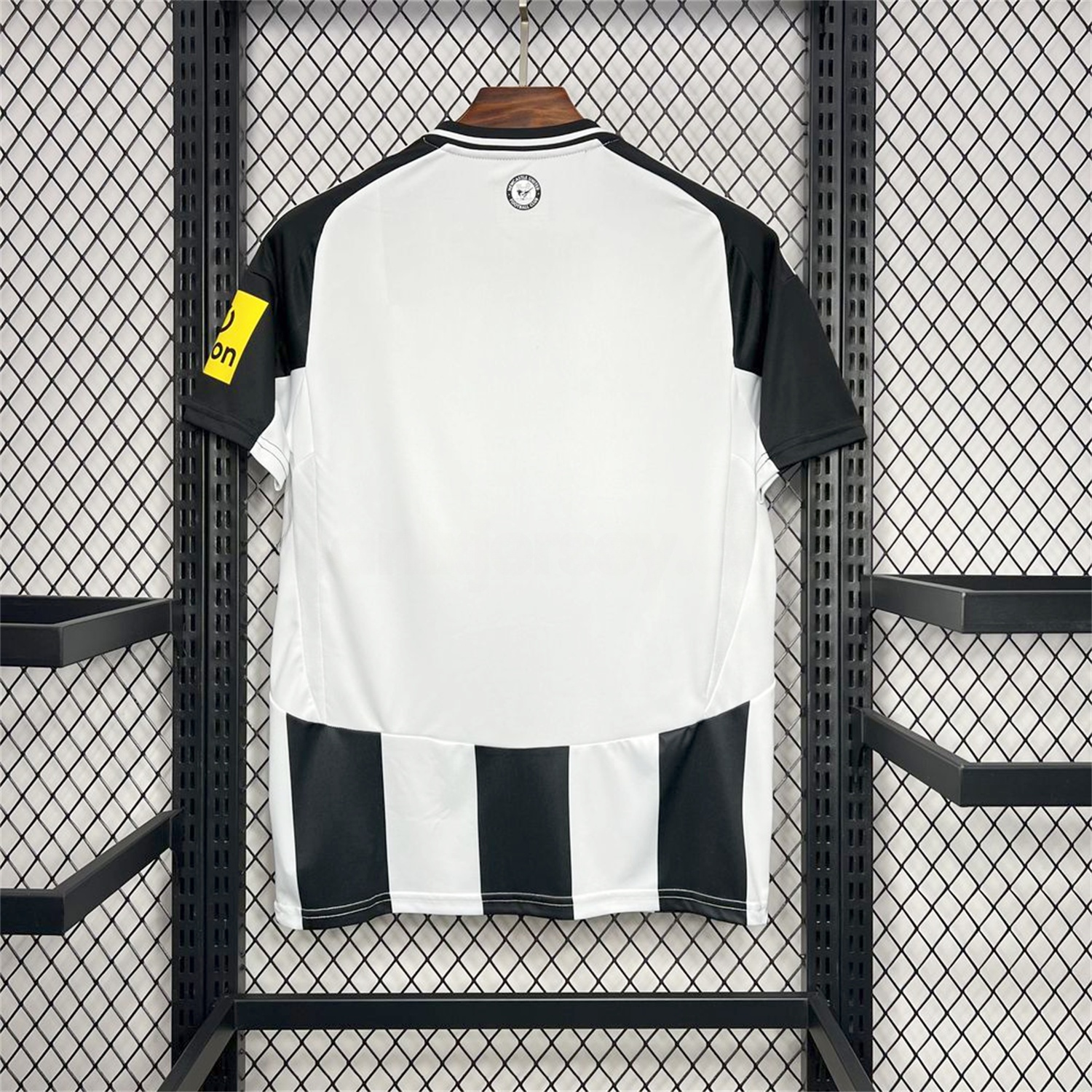 Newcastle United 2025 CARABAO CUP FINAL Home Jersey - Fans Version - ReplicasJersey