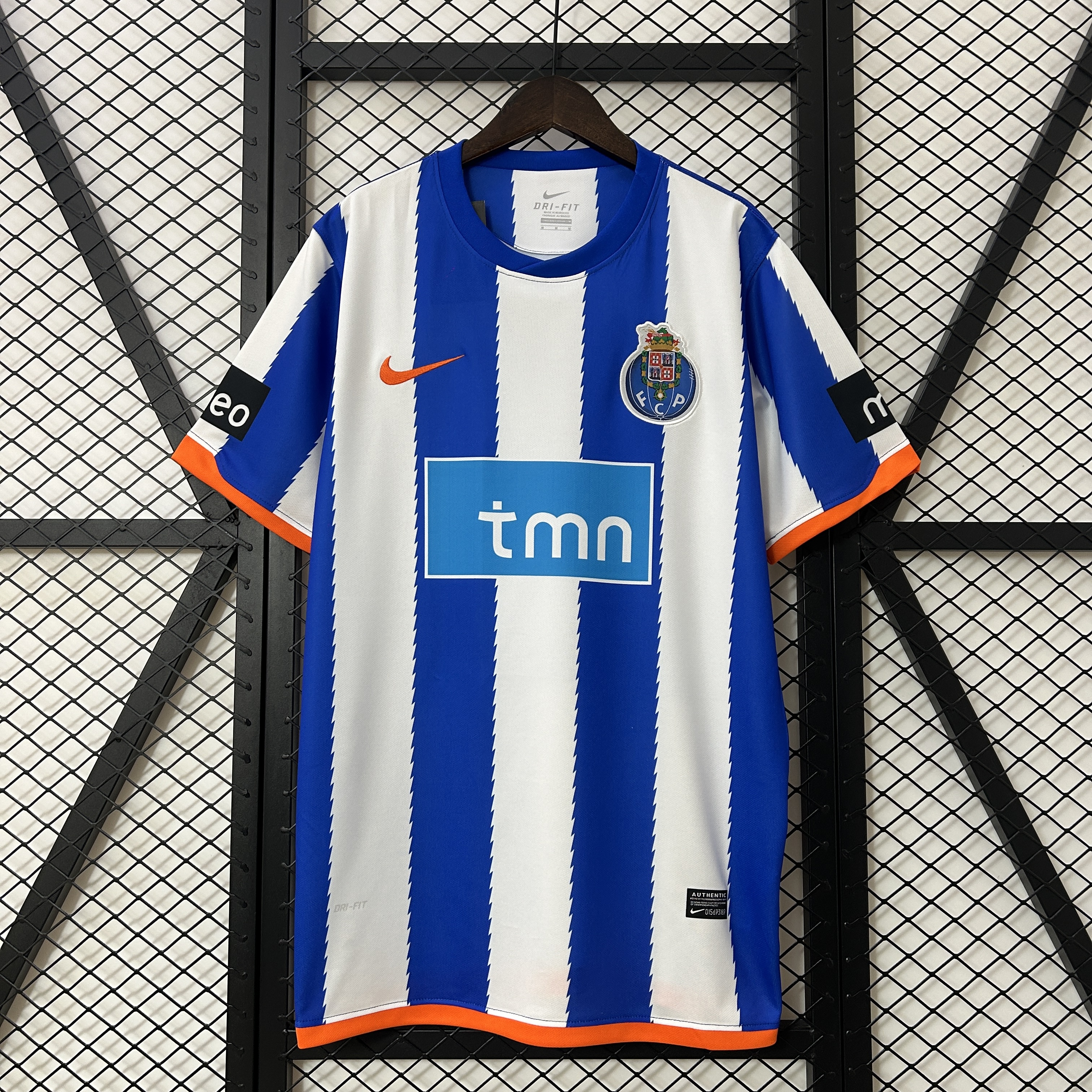 Retro Porto 2010-11 Home Jersey - ReplicasJersey