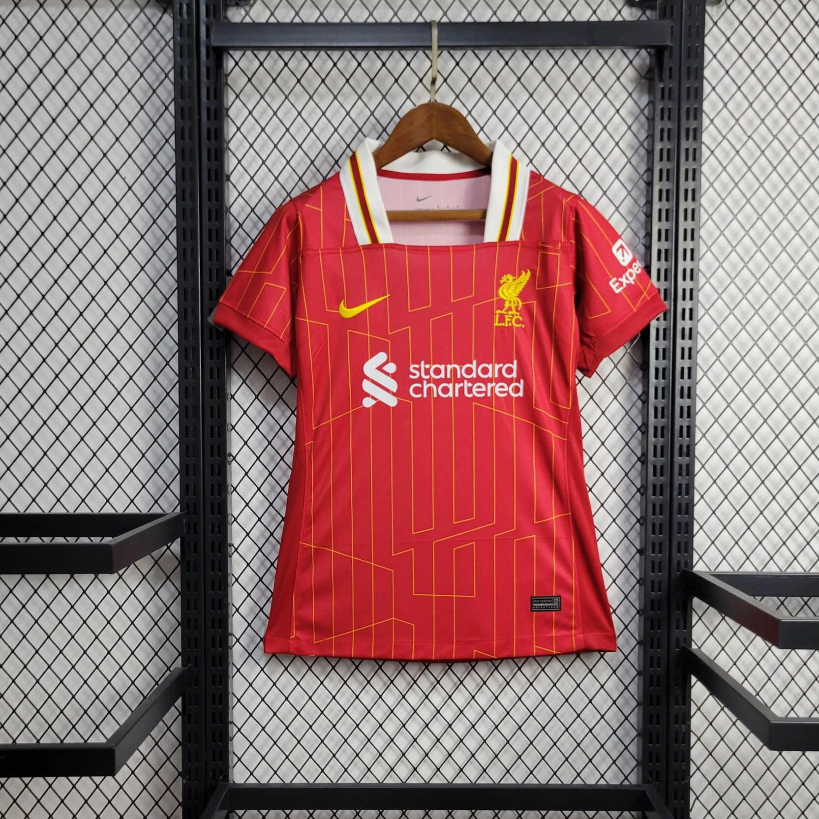 Women's Liver.pool 24-25 Home Jersey - ReplicasJersey