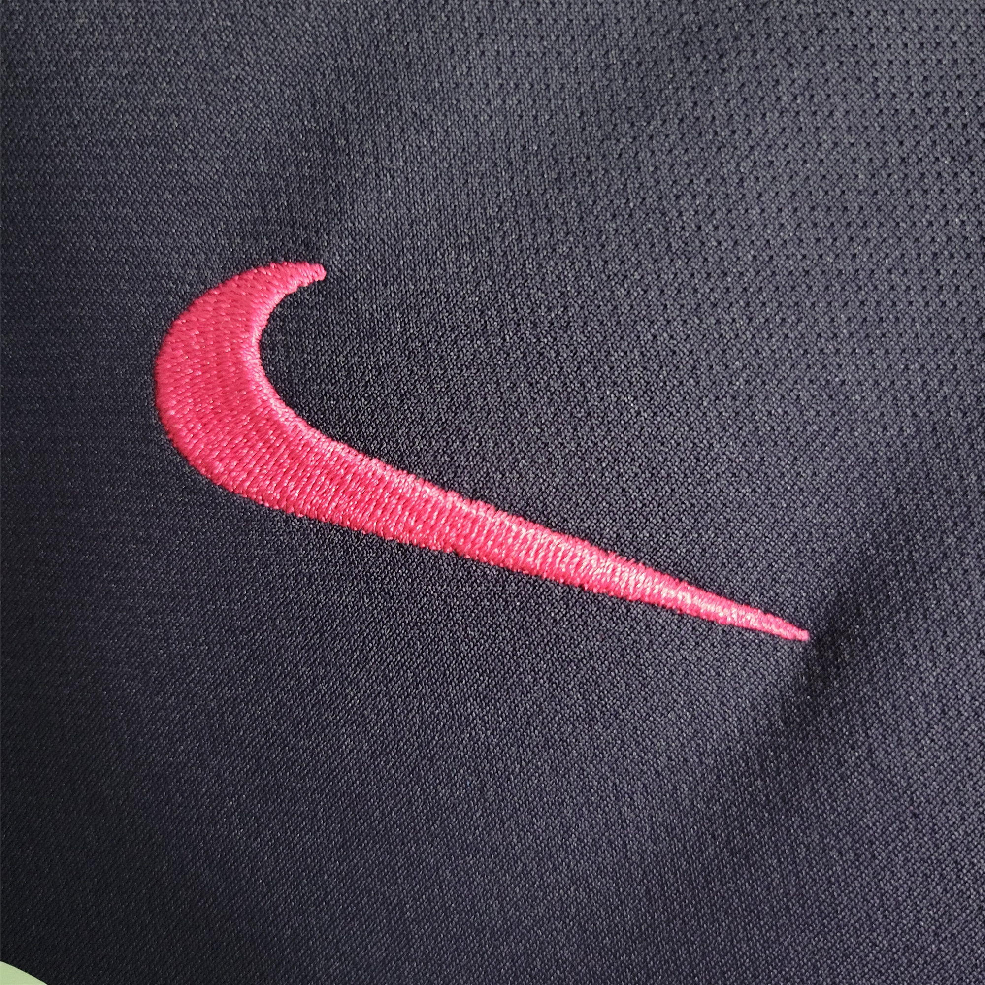 B.A.R.S.A Retro 16-17 Away Stadium Jersey - ReplicasJersey