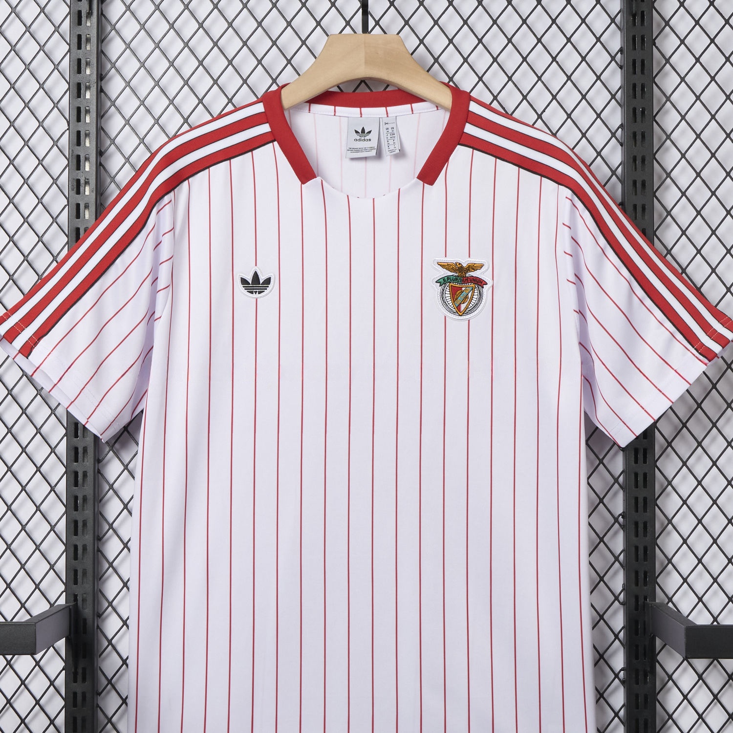 Benfica 25-26 Icon Range Travel Special Edition Jersey - Fans Version - ReplicasJersey