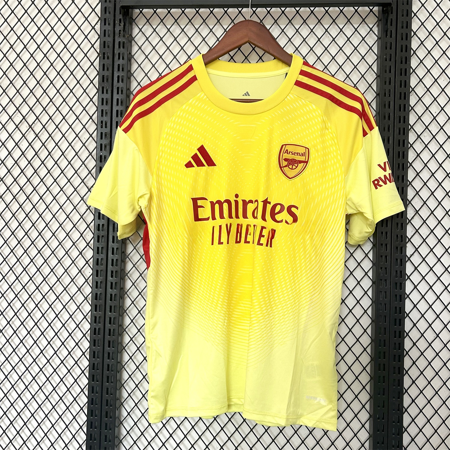 Arsenal 25-26 Yellow Goalkeeper Jersey - Fans Version - ReplicasJersey