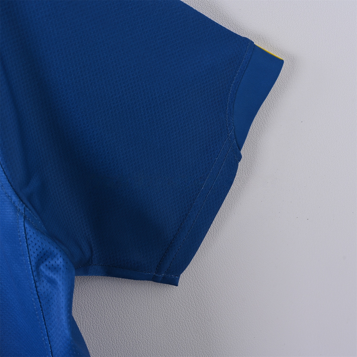 B.A.R.S.A Retro 06-07 Home Unsponsored Jersey - ReplicasJersey