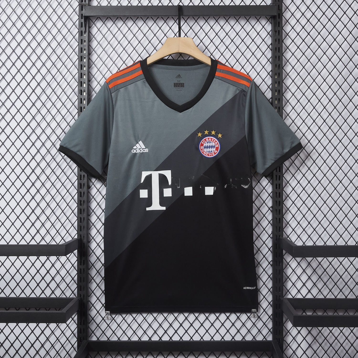 Retro Bayern Munich 2016-17 Away Jersey - ReplicasJersey