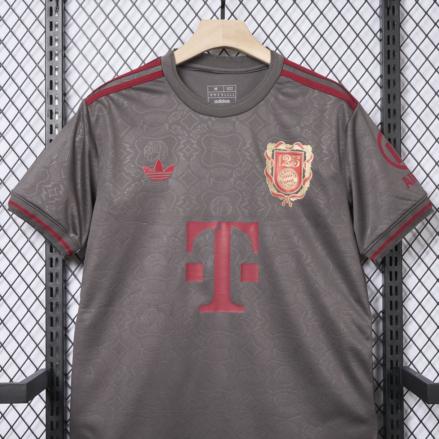 Bayern Munich 2025 Grey 125th Anniversary Jersey - Fans Version - ReplicasJersey