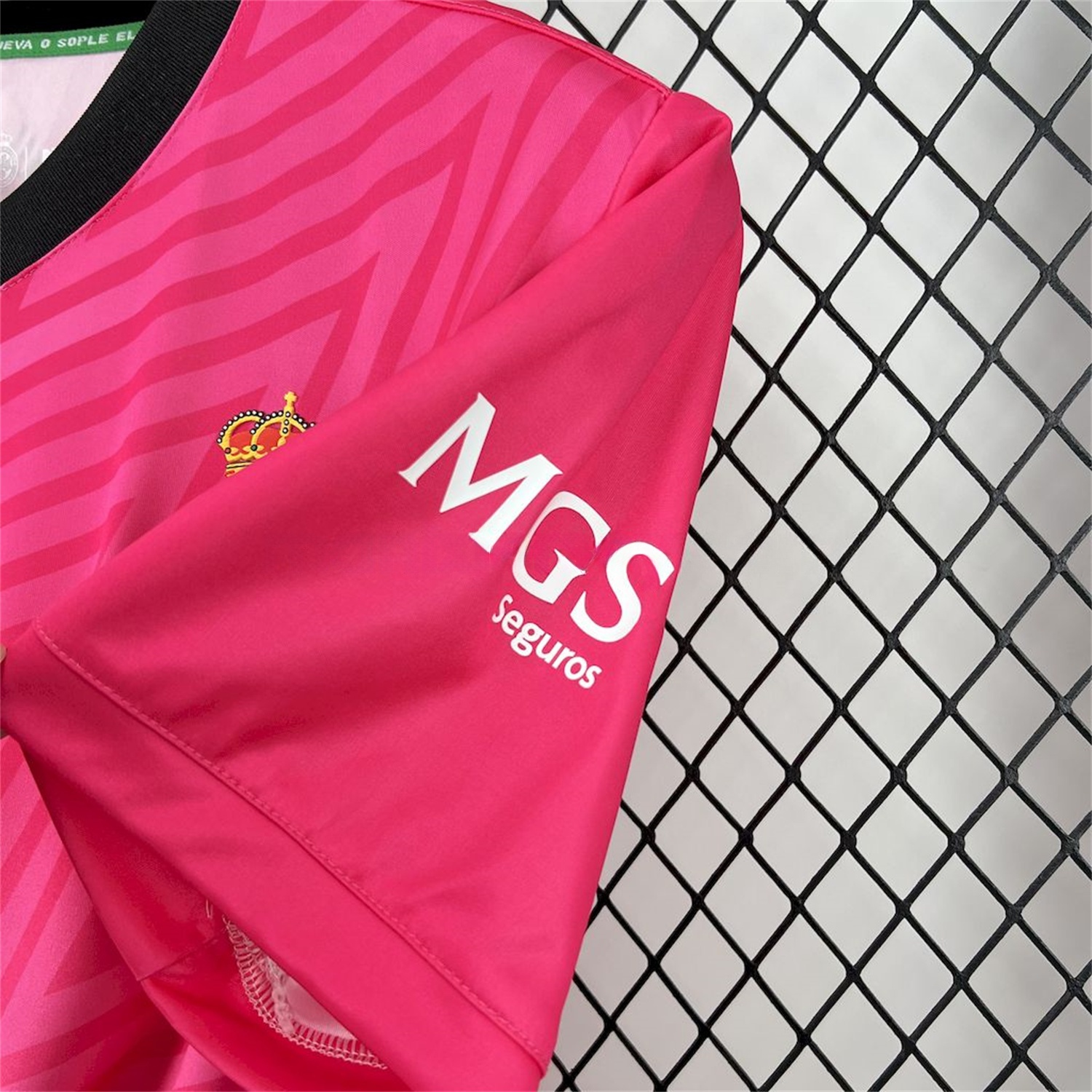 Racing de Santander 24-25 Pink Goalkeeper Jersey - Fans Version - ReplicasJersey