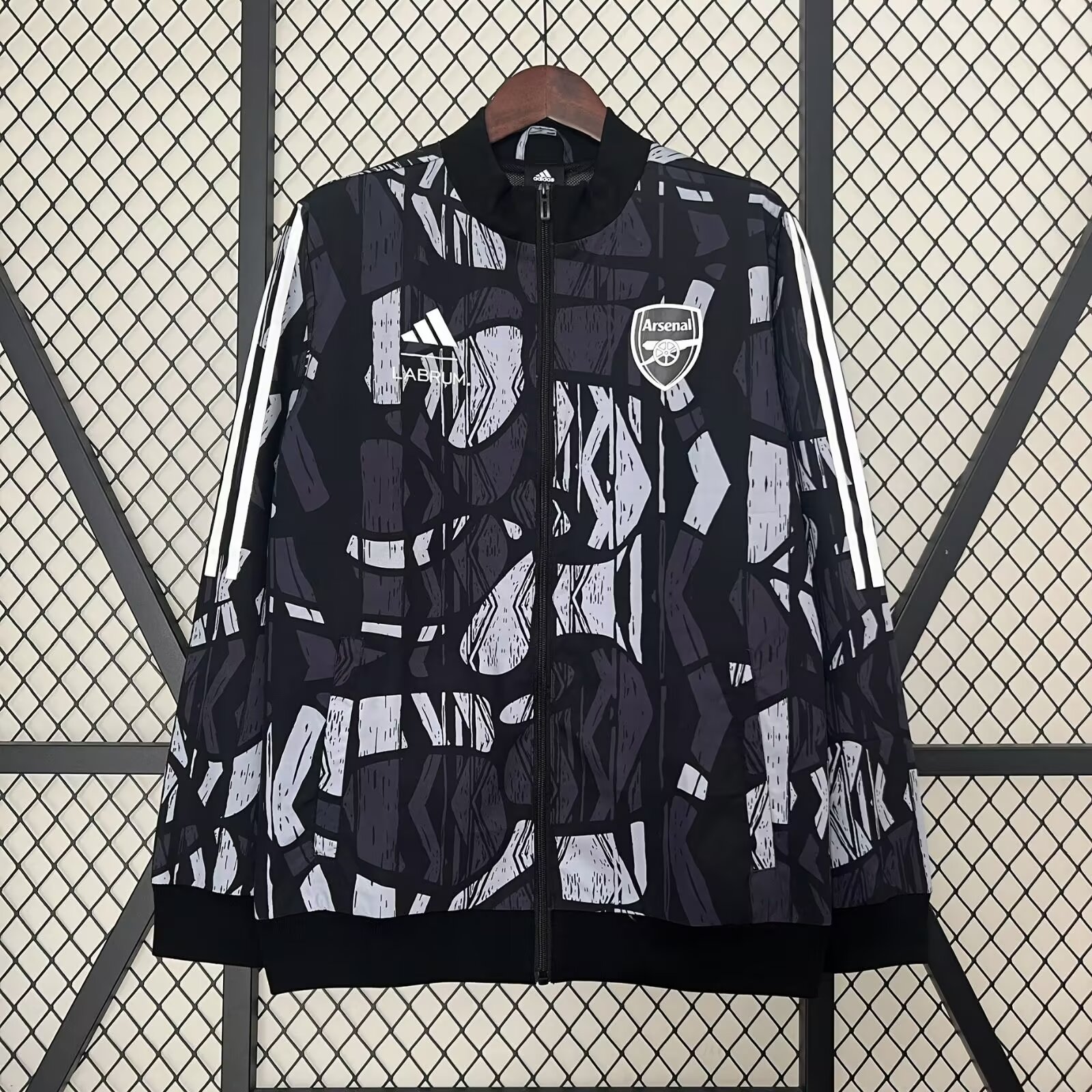 Arsenal 24-25 Black Windbreaker Jacket - ReplicasJersey