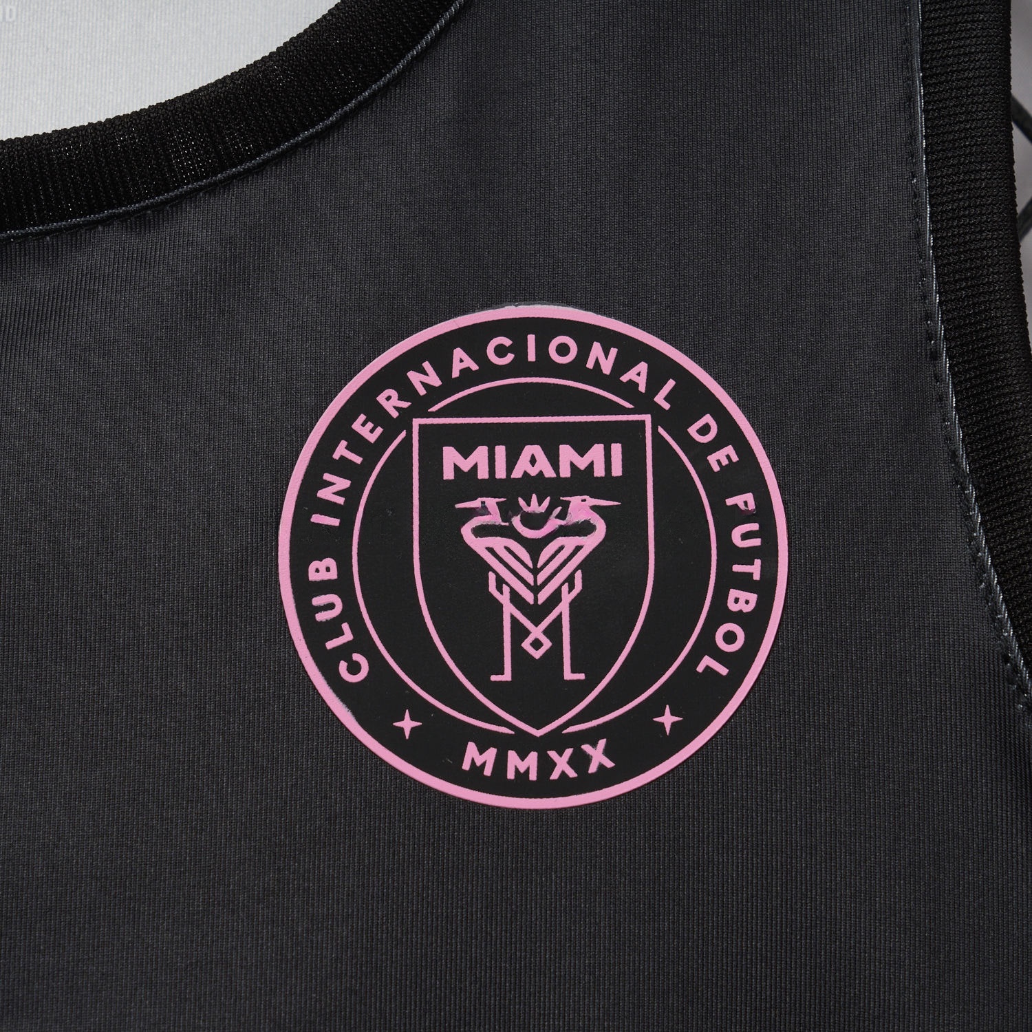 Women's INT M.A.M 25-26 Away Yoga Vest - ReplicasJersey