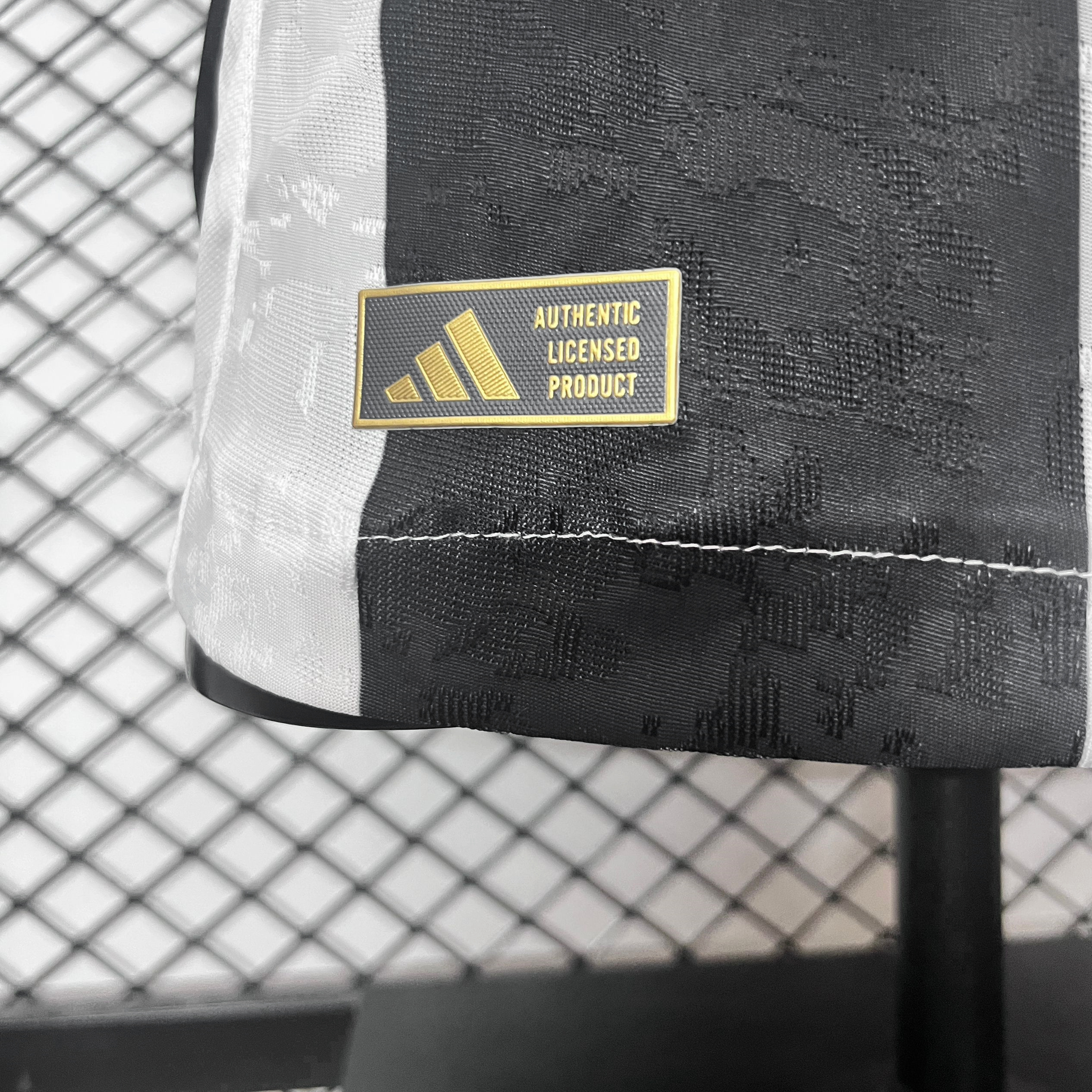 Juventus 24-25 Home Stadium Jersey - Player Version - ReplicasJersey