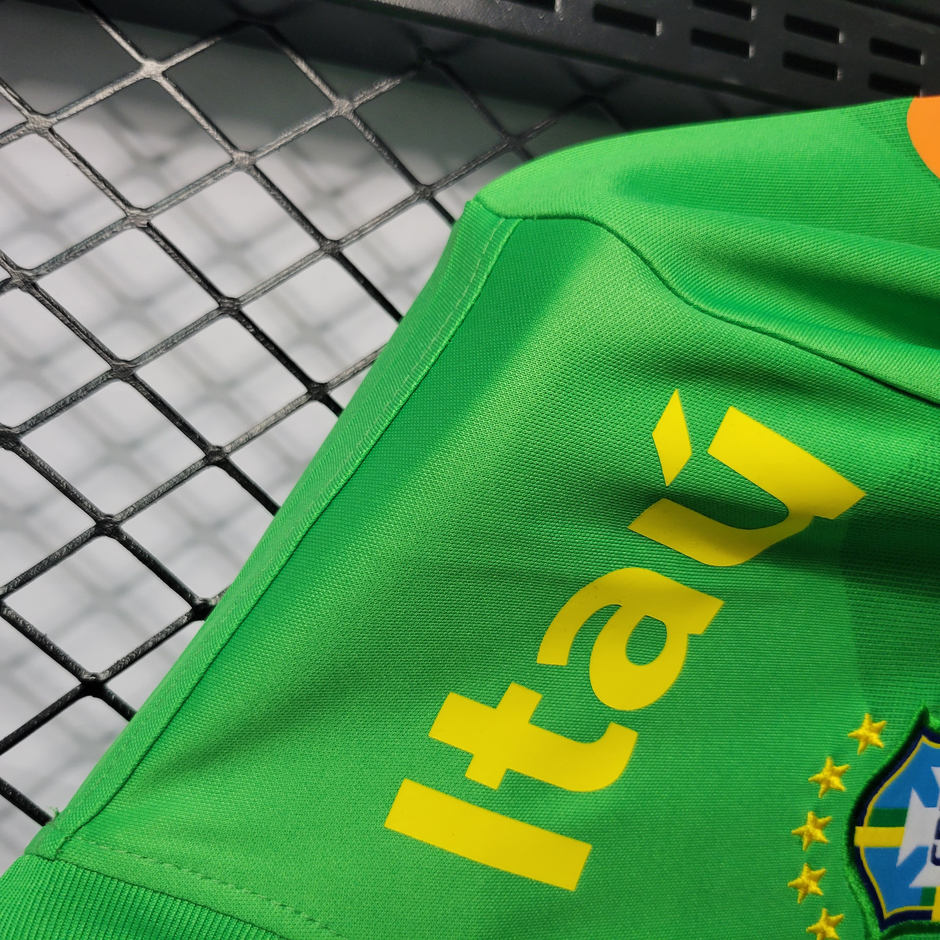 Retro Brazil 2020 Green Training Jersey - ReplicasJersey
