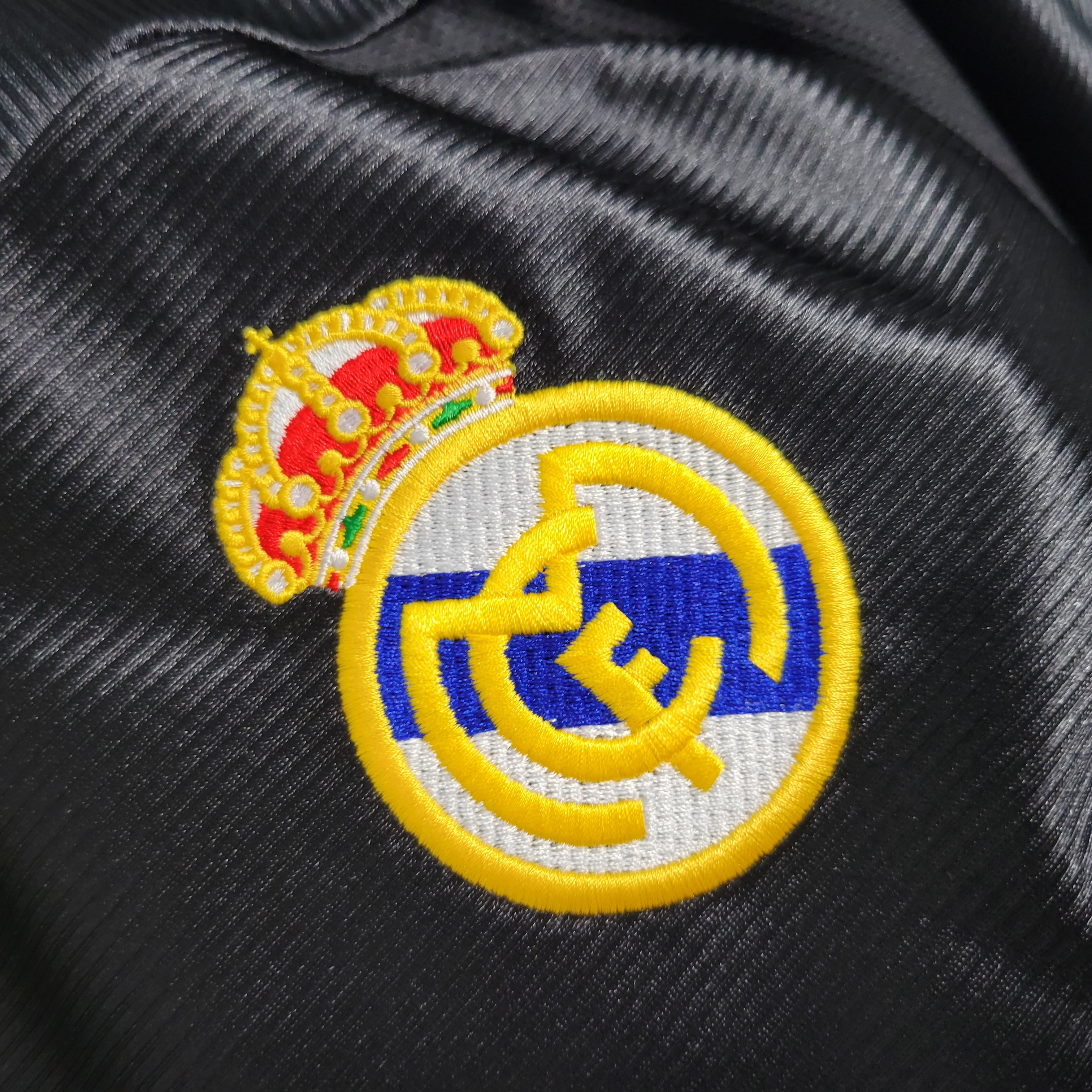 Retro Real Madrid 1999-01 Away Jersey - ReplicasJersey