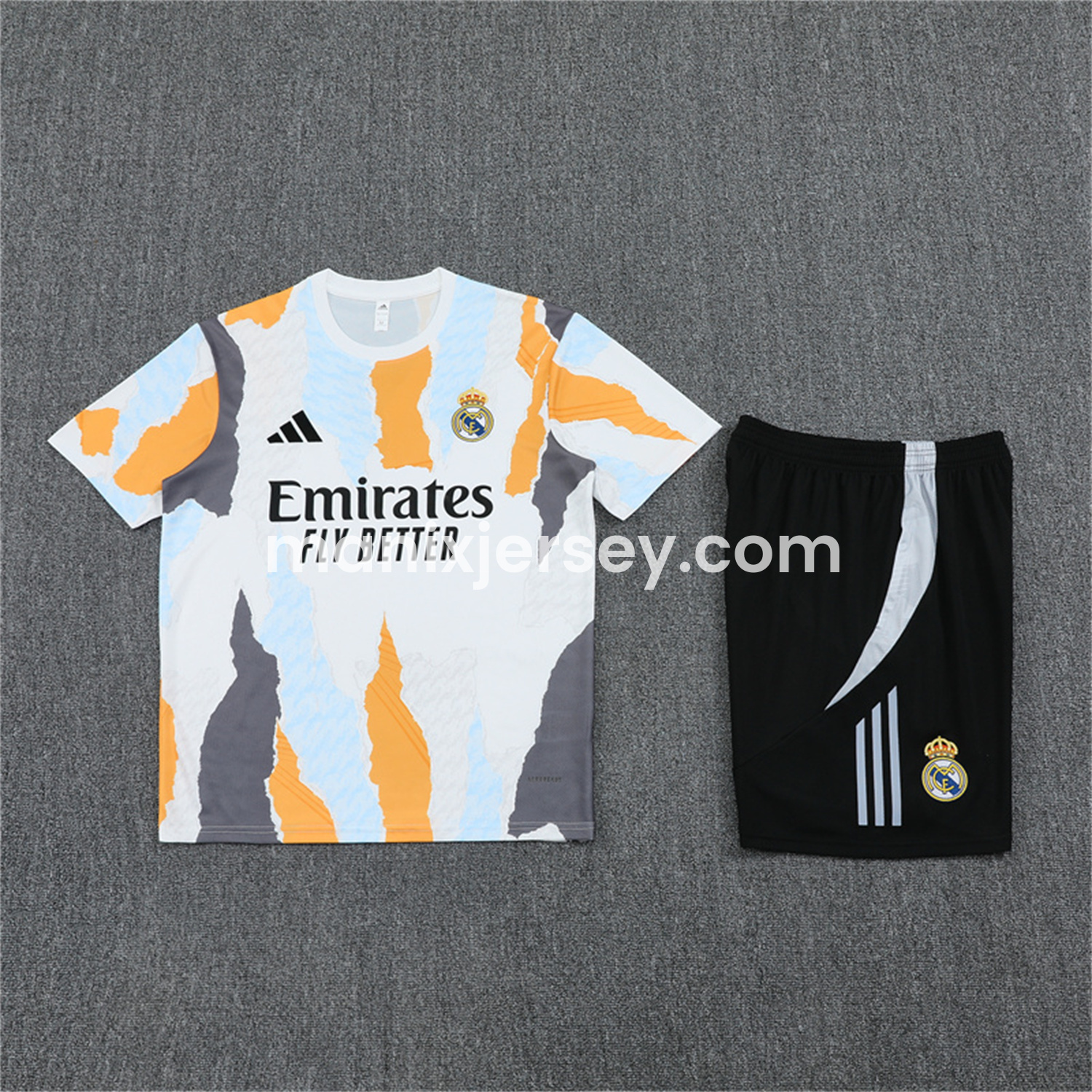 Real Madrid 24-25 Pre-Match Short-Sleeve Training Set - Camouflage - ReplicasJersey