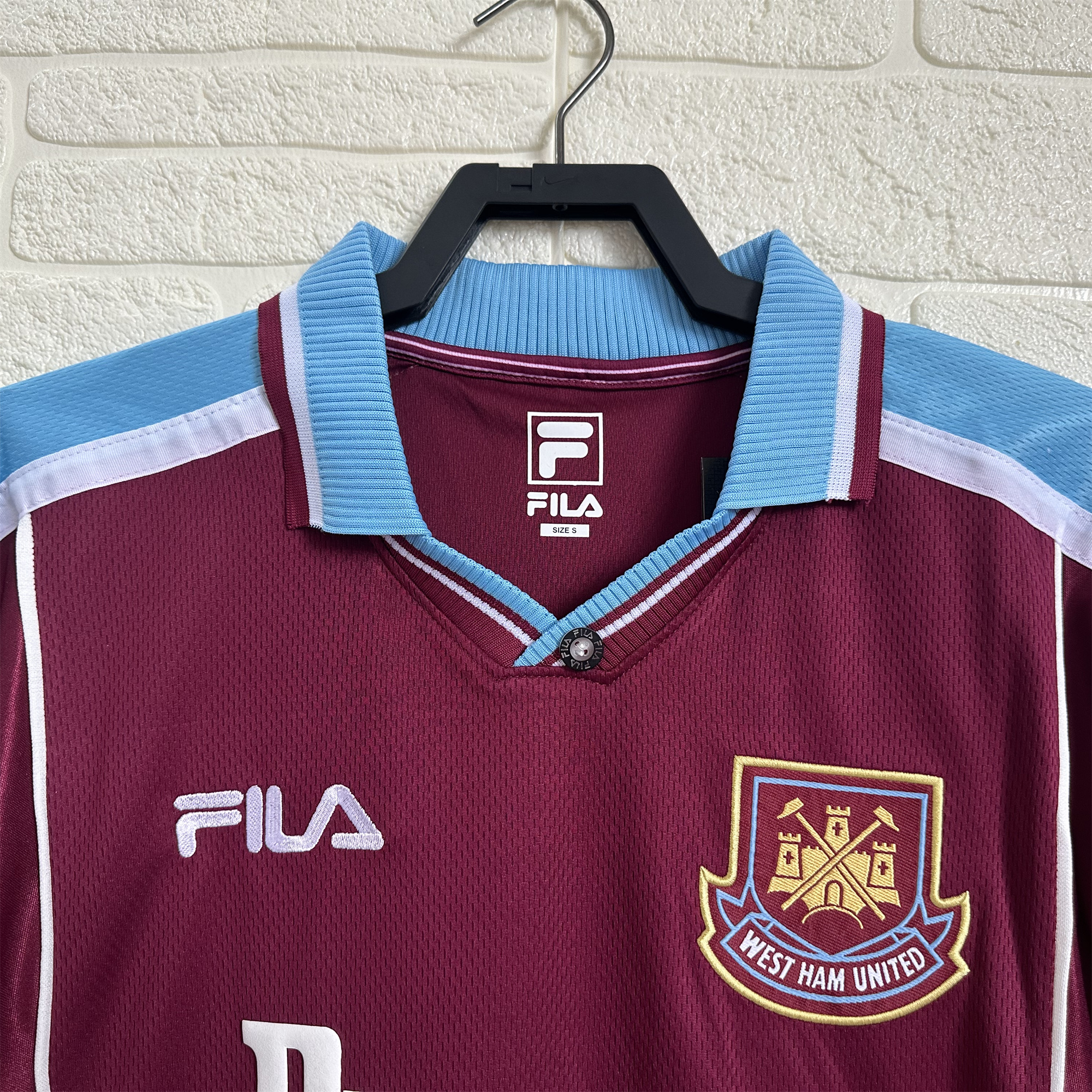 Retro West Ham United 1999-00 Home Jersey - ReplicasJersey