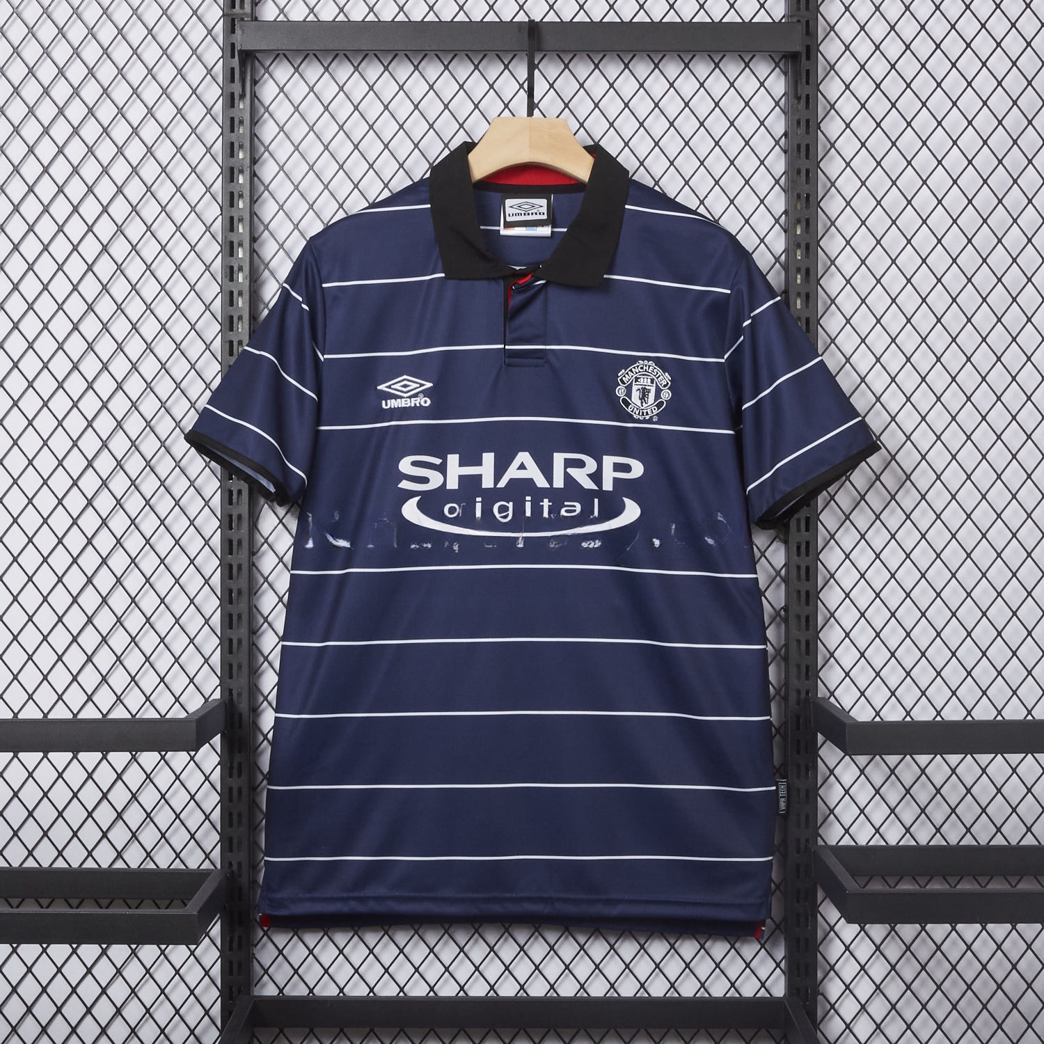Manchester United Retro 1999-00 Third Jersey - ReplicasJersey