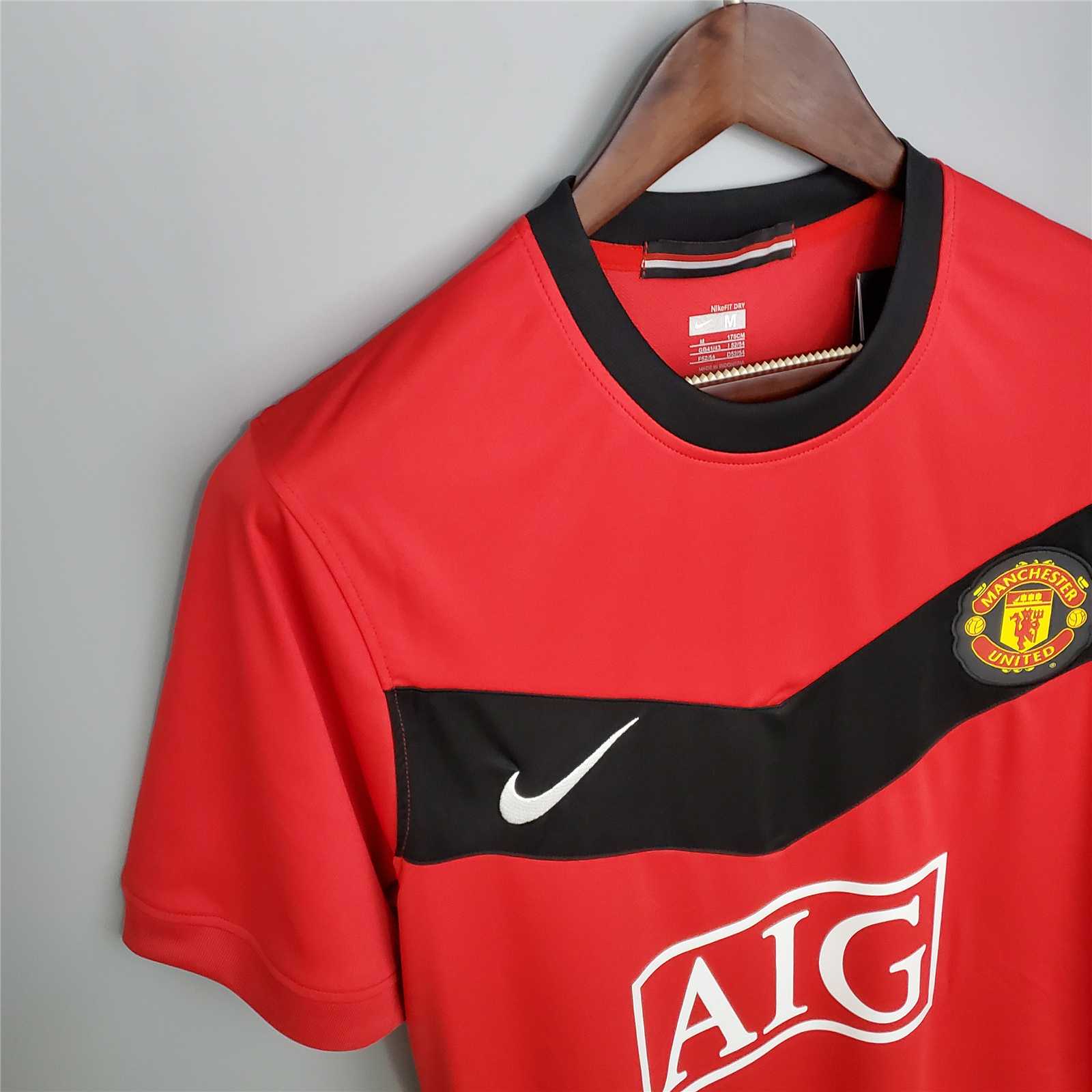 Manchester United Retro 09-10 Home Stadium Jersey - ReplicasJersey