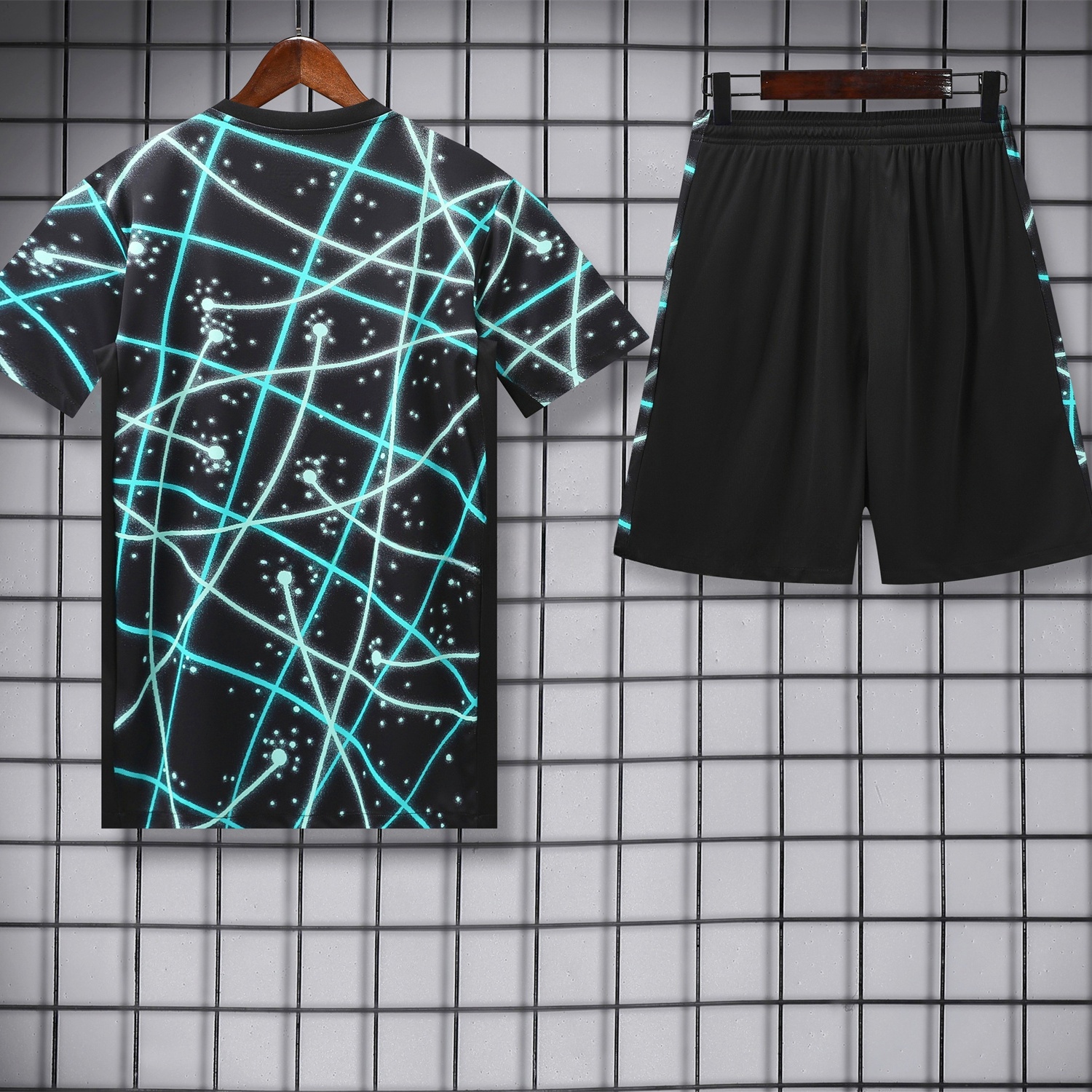 Inter Milan 25-26 Short-Sleeve Training Set - Blue Fluorescent Rays Black Top & Black Shorts - ReplicasJersey