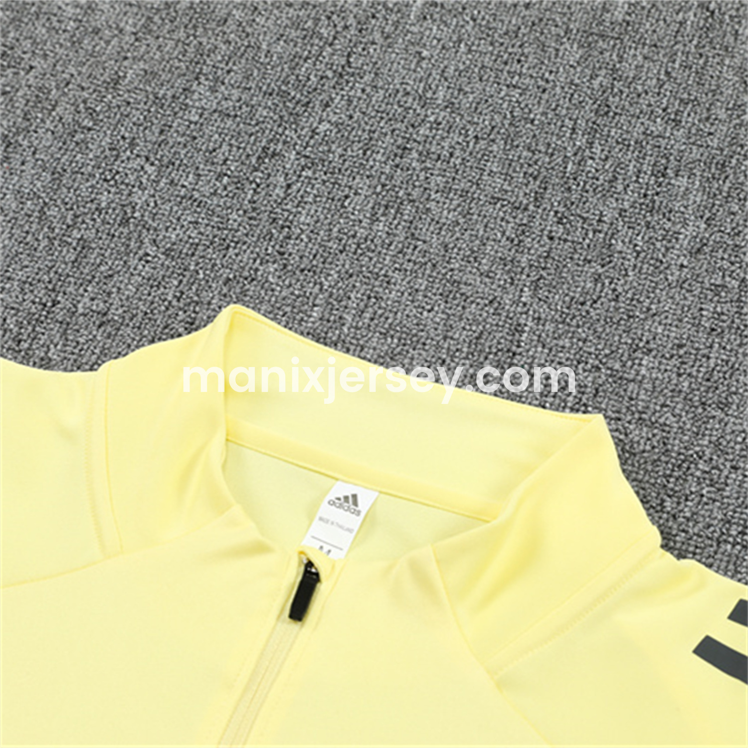 Real Madrid 25-26 Kid Long Sleeves Training Set - Yellow Top & Gray Pants - ReplicasJersey