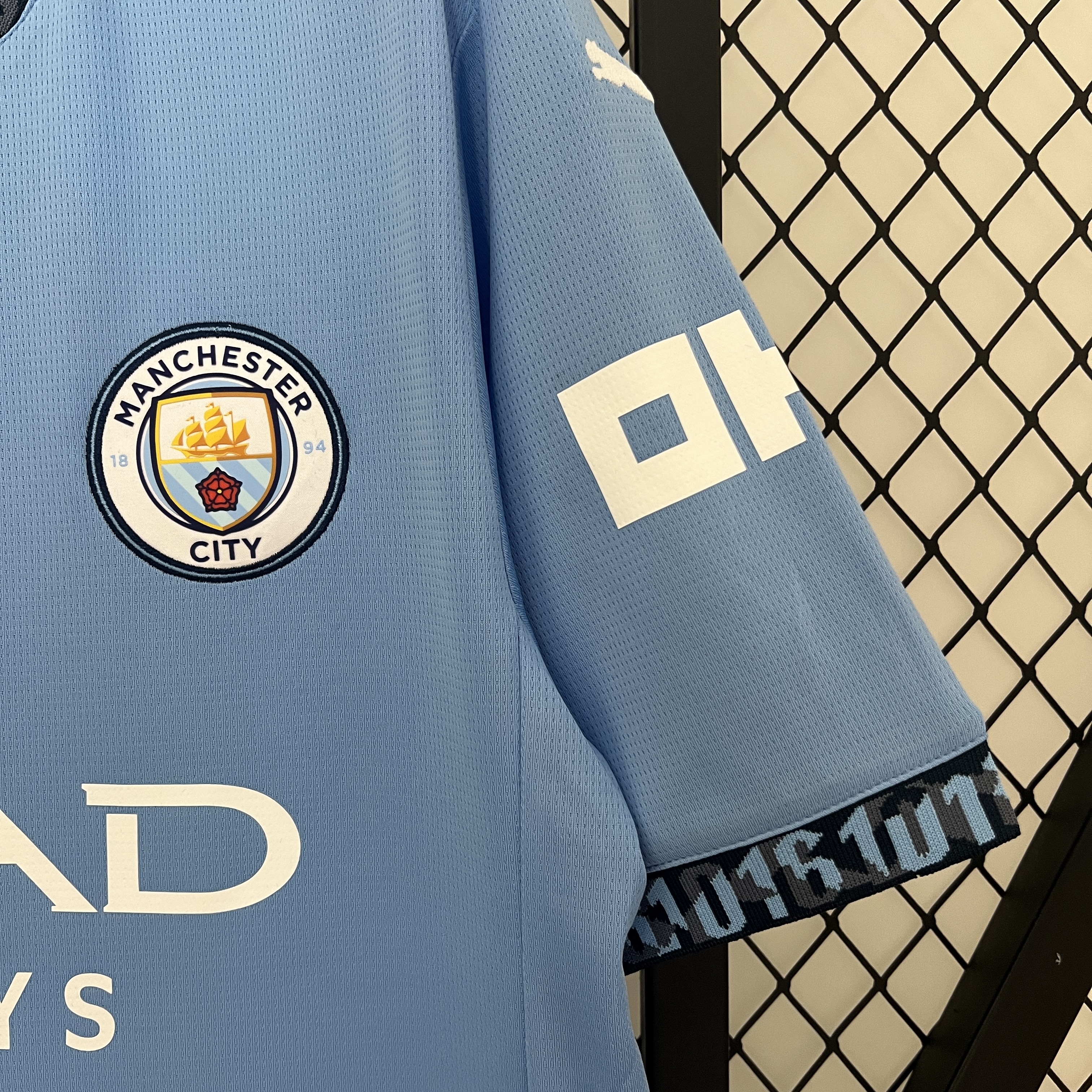 Manchester City 24-25 Home Stadium Jersey - Fans Version - ReplicasJersey