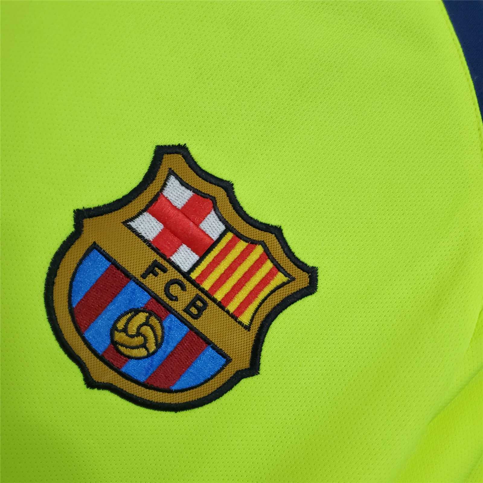 B.A.R.S.A Retro 05-06 Away Jersey - ReplicasJersey