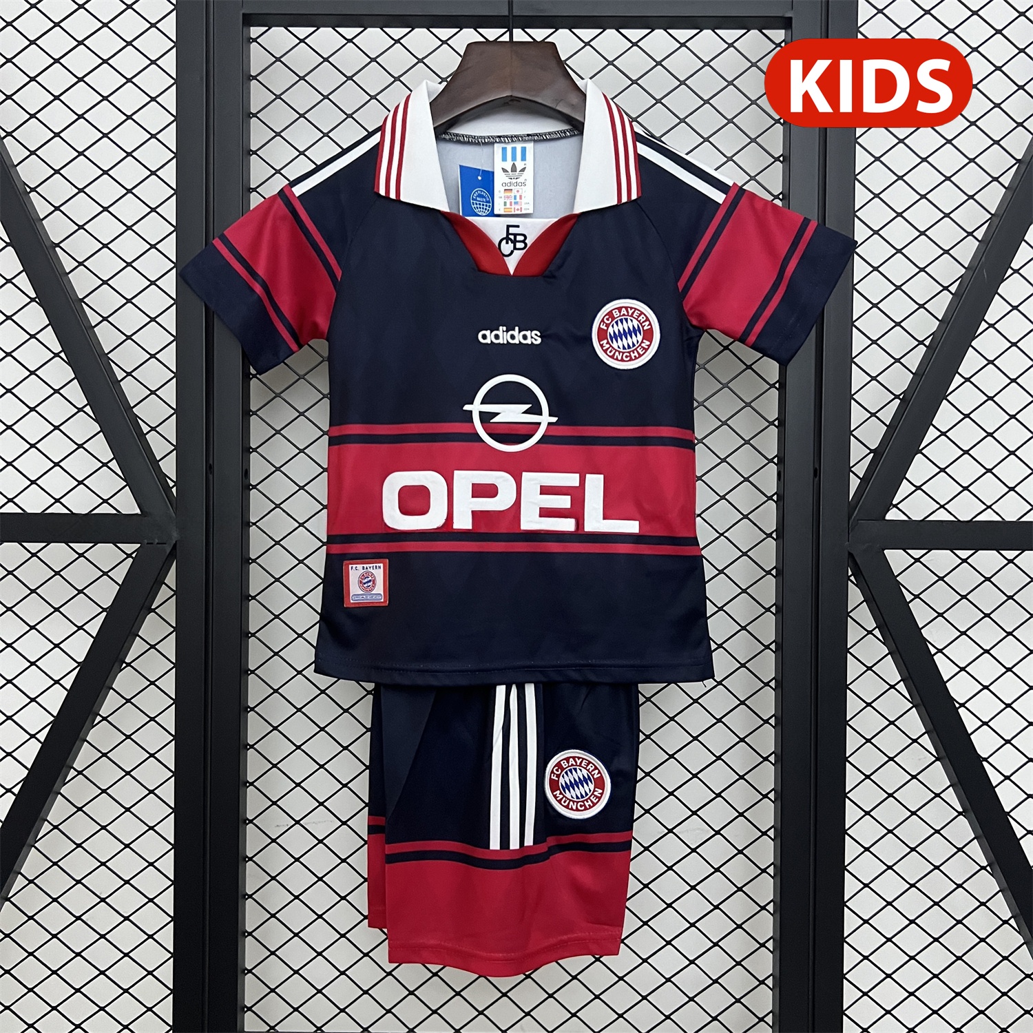 Retro Bayern Munich 1997-99 Home Kids Kit - ReplicasJersey