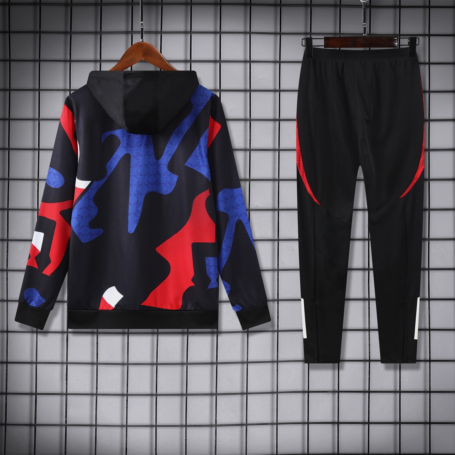 Manchester United 24-25 Pre-Match Traning Hoodie Set - Black Top and Pants - ReplicasJersey