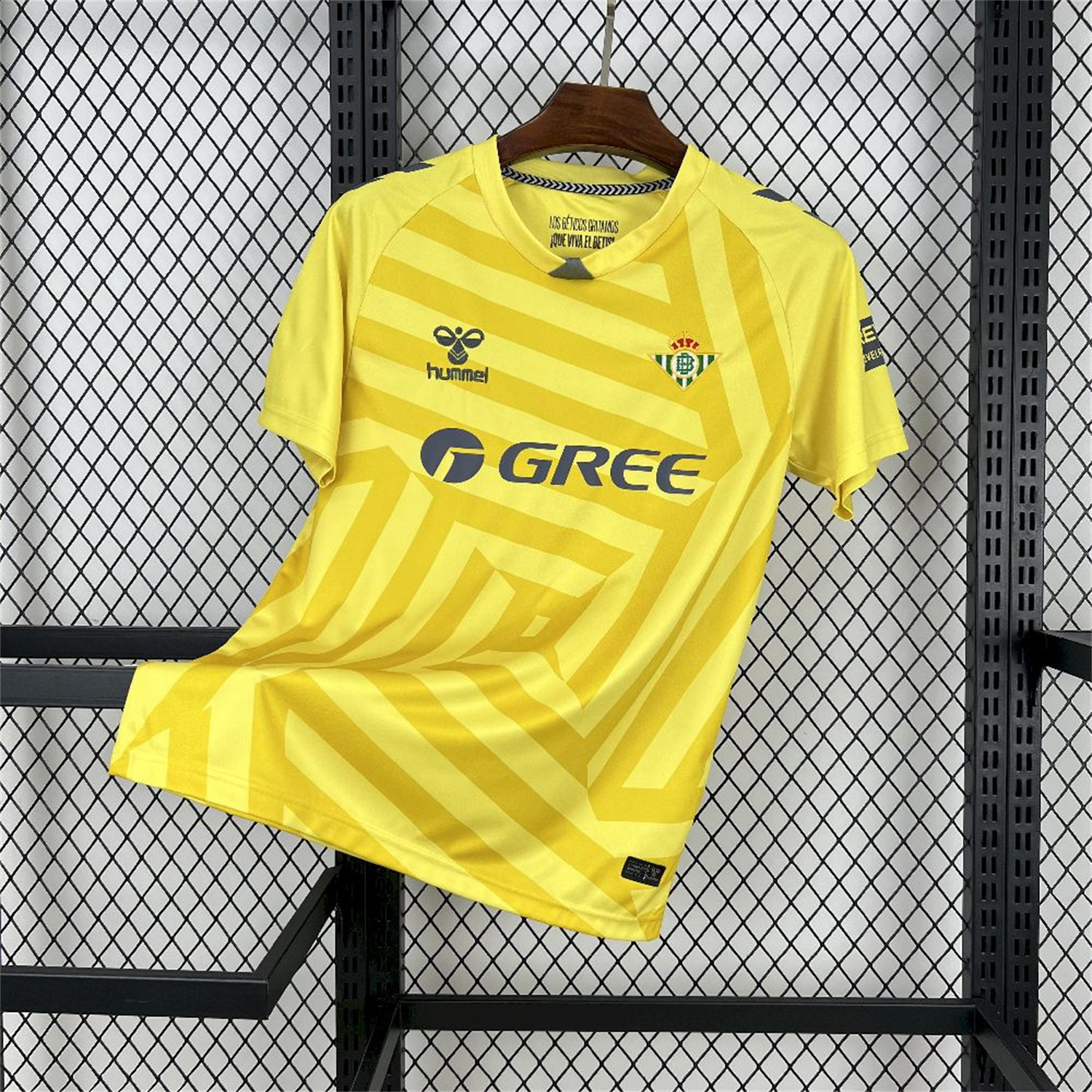Real Betis 25-26 Yellow Goalkeeper Jersey - Fans Version - ReplicasJersey