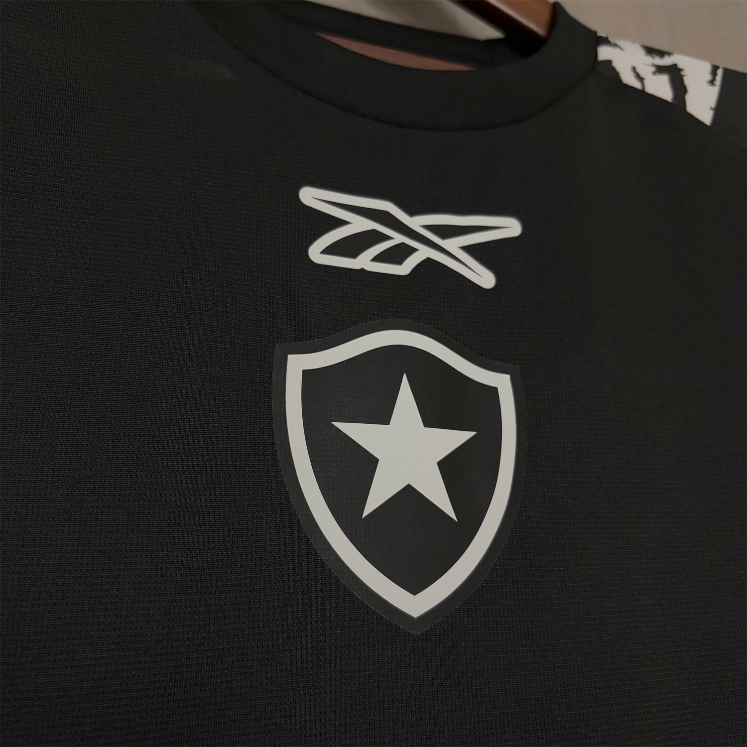 Botafogo 25-26 Black Pre-Match Jersey - Fans Version - ReplicasJersey