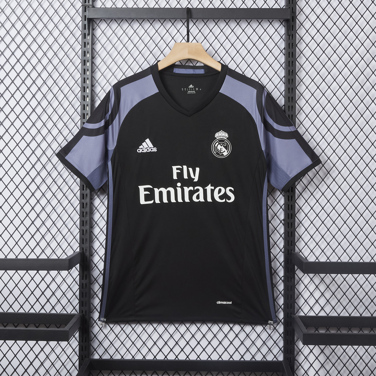 Retro Real Madrid 16-17 Third Jersey - ReplicasJersey