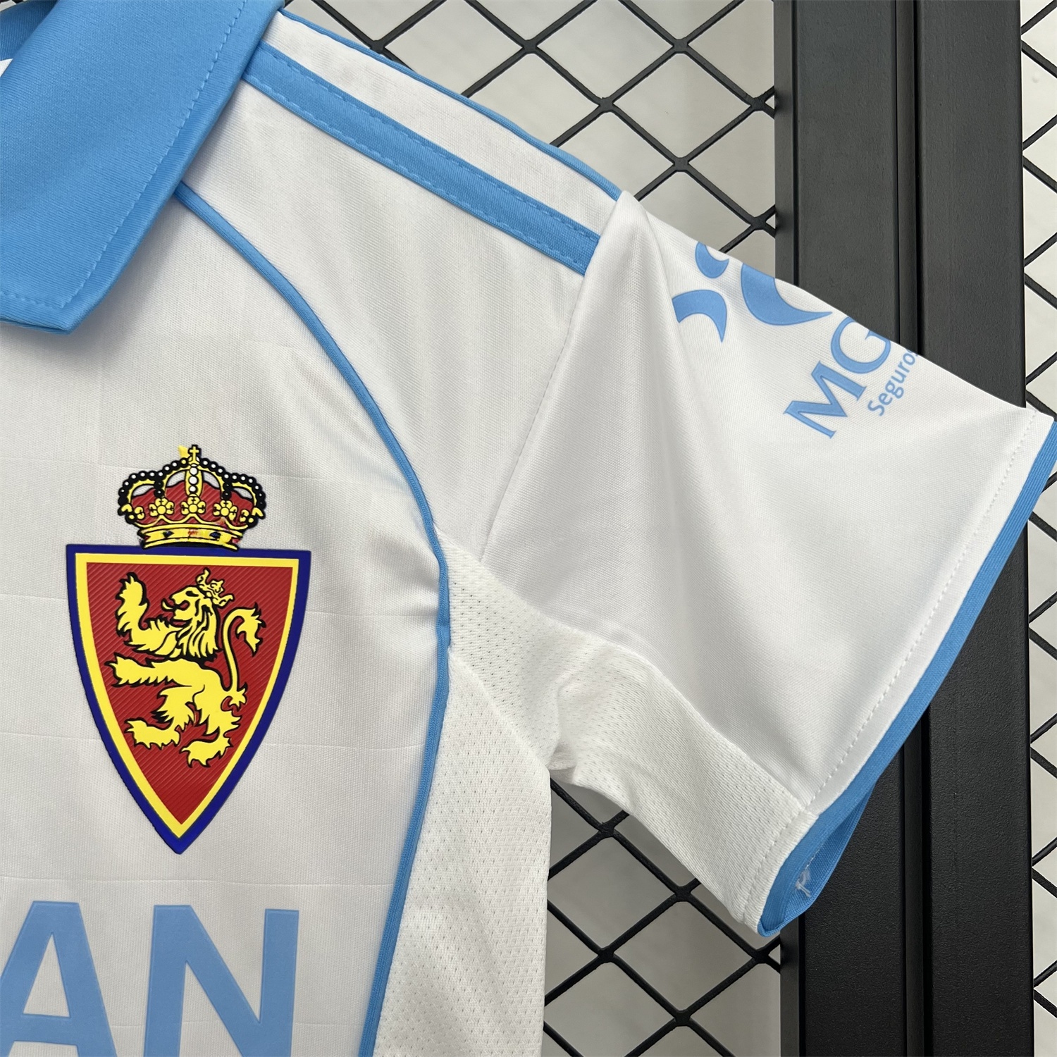 Real Zaragoza 25-26 Home Kids Kit - ReplicasJersey