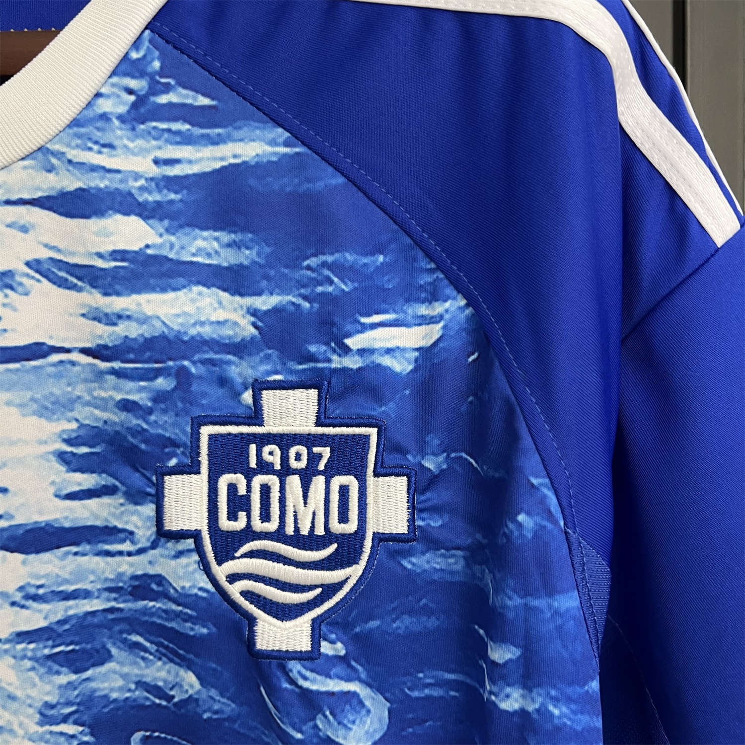 Como 25-26 Home Jersey - Fans Version - ReplicasJersey