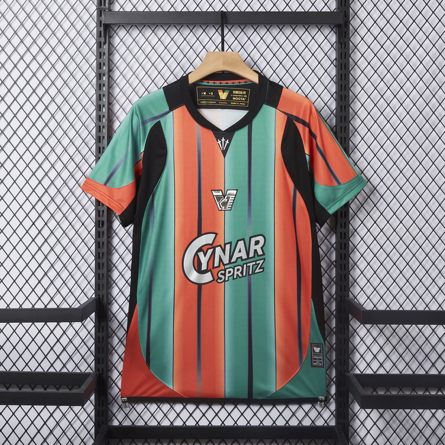Venezia FC 25-26 Orange And Green Special Jersey - Fans Version - ReplicasJersey