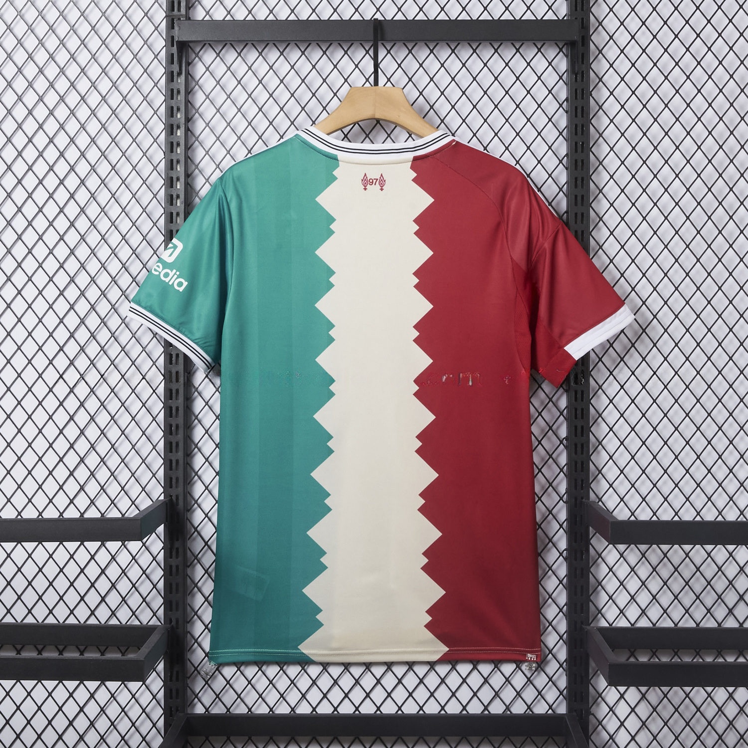 Liver.pool 25-26 Tricolor Shirt - Fans Version - ReplicasJersey