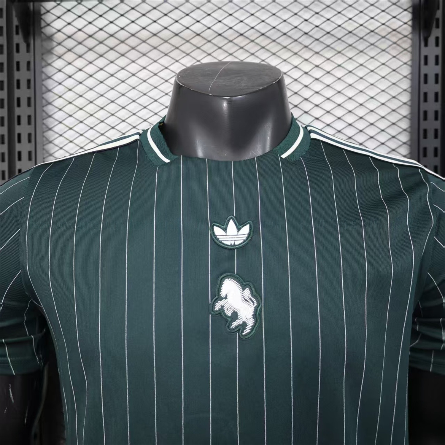 Juventus 25-26 Dark Green Special Jersey - Player Version - ReplicasJersey
