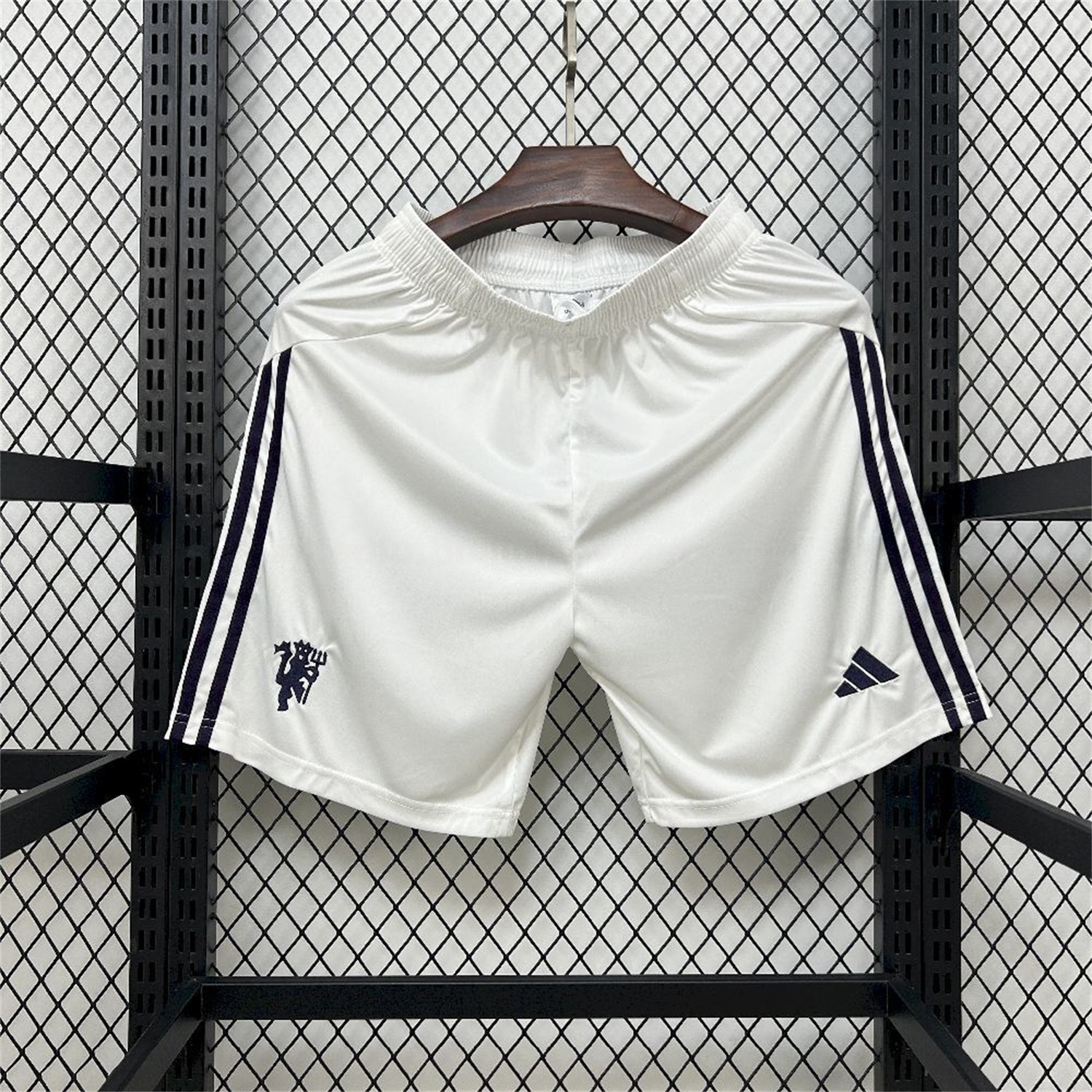 Manchester United 25-26 Away White Shorts - Fans Version - ReplicasJersey