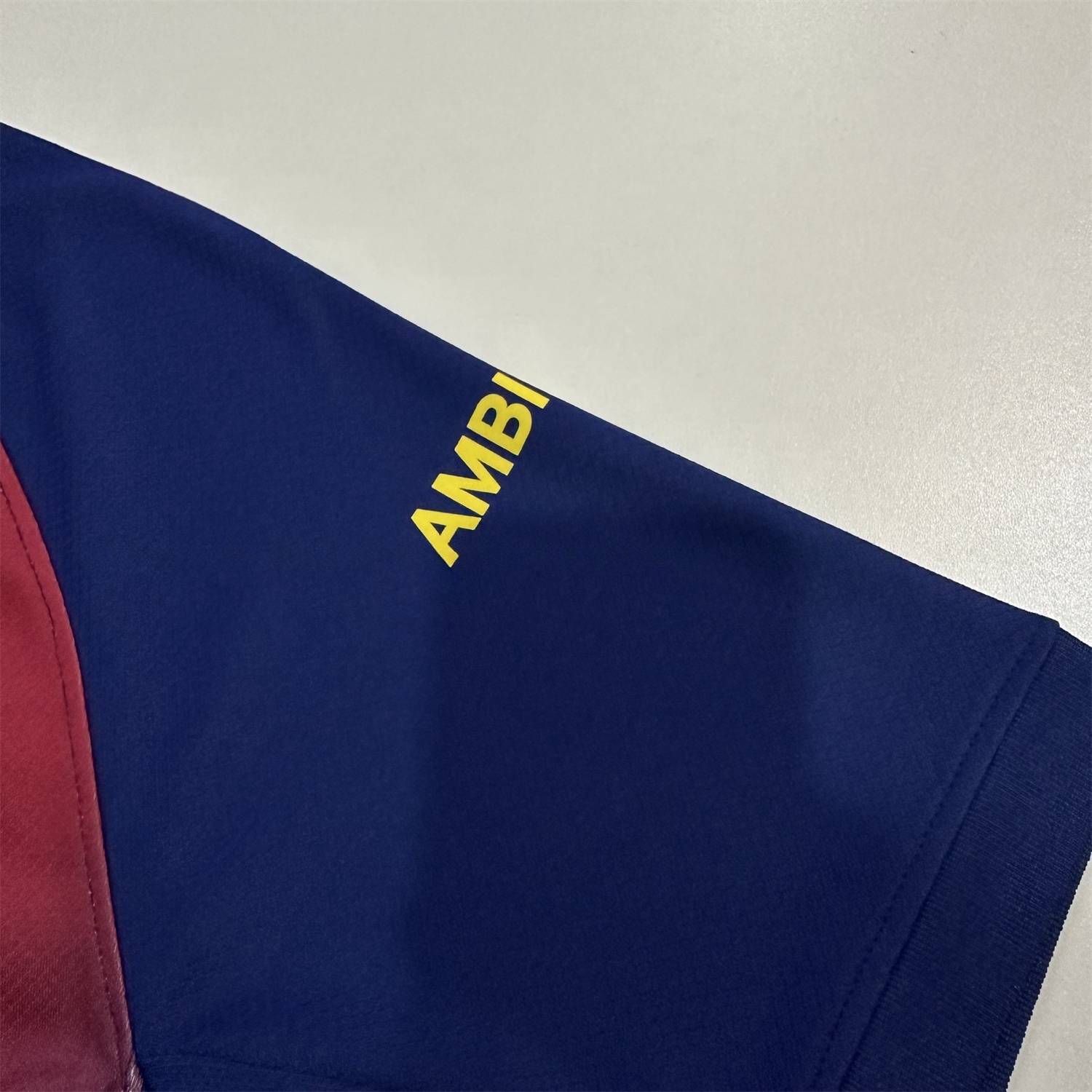 Barcelona 25-26 Home Unsponsored Jersey - Fans Version - ReplicasJersey