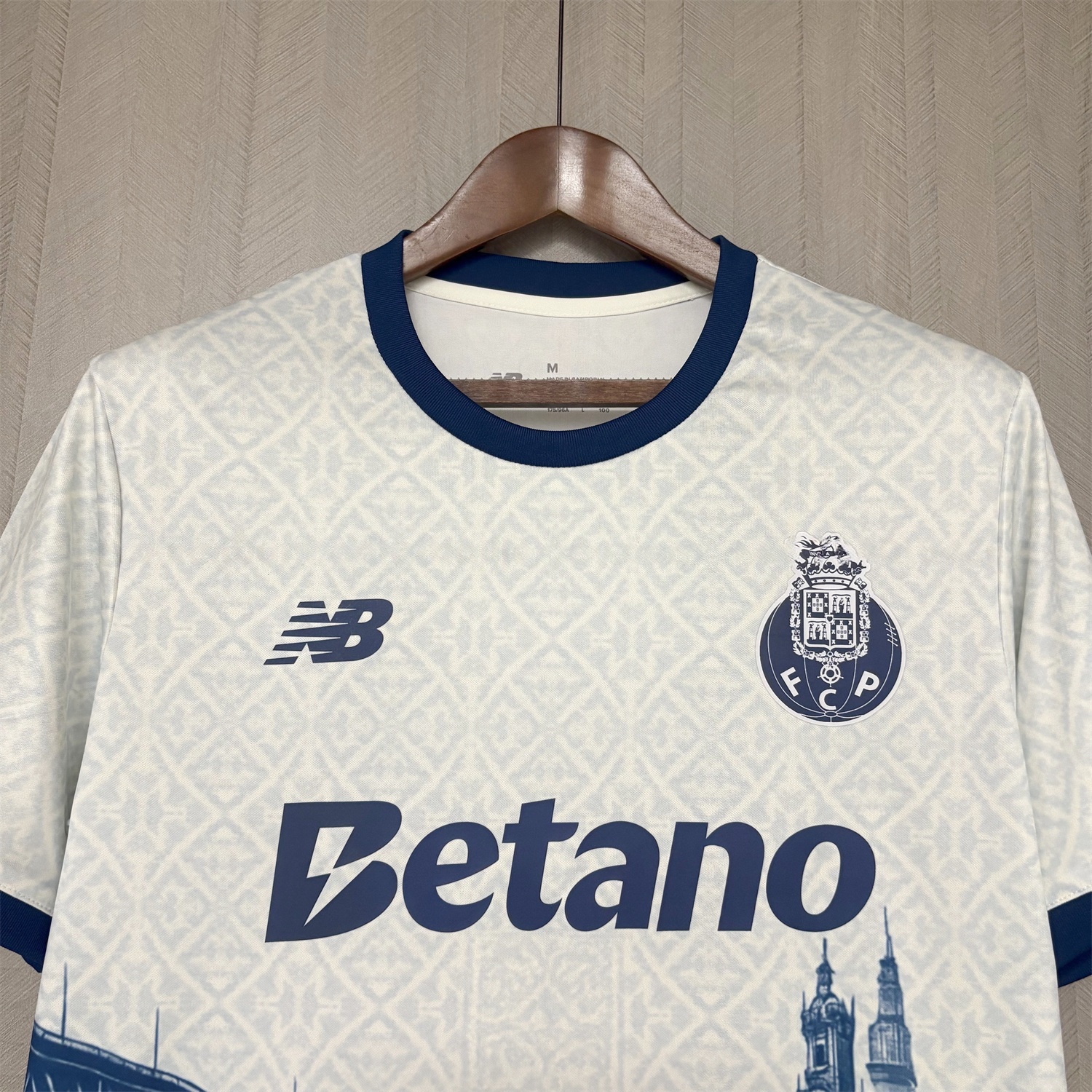 Porto 25-26 Ponte Maria Pia And Clérigos Church Jersey - Fans Version - ReplicasJersey