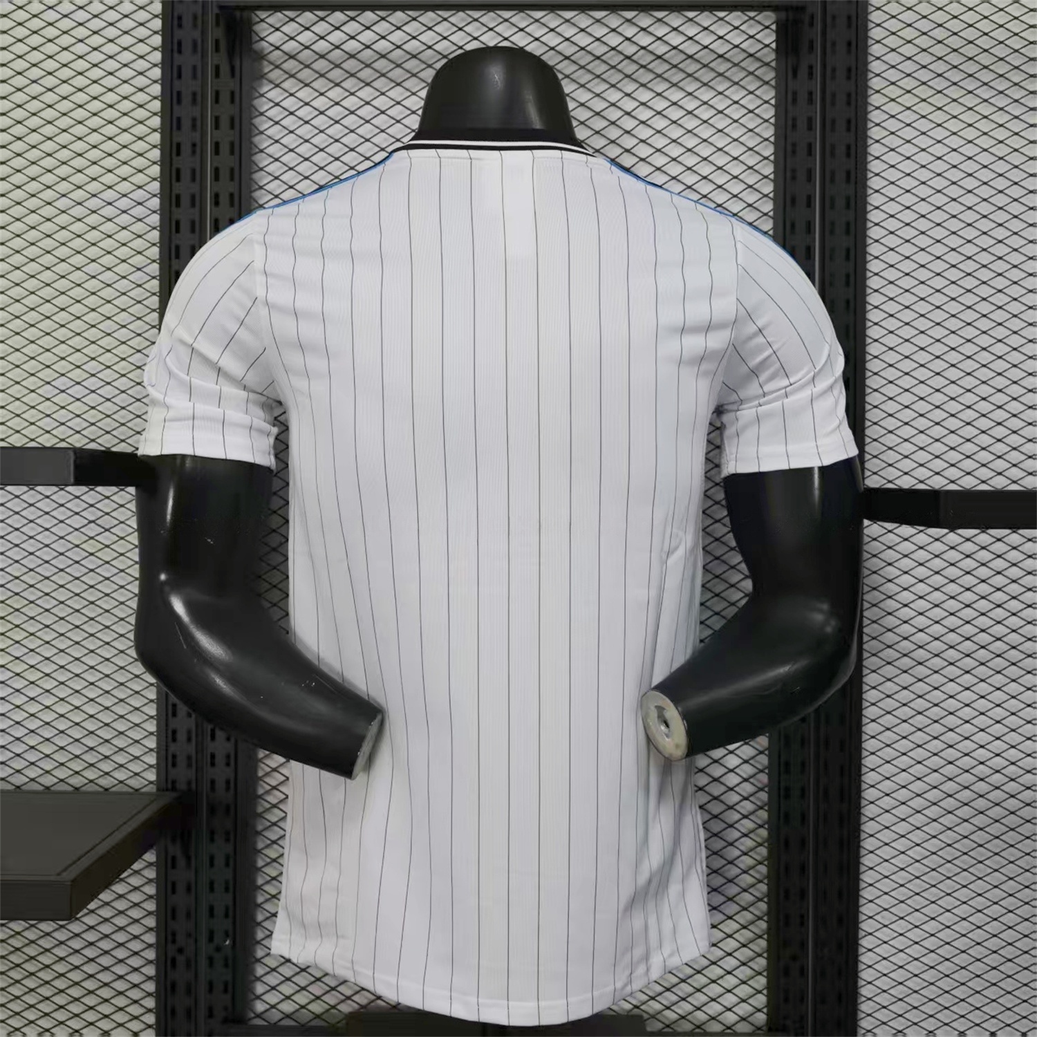 Newcastle United 25-26 Icon Range Travel Special Edition White Jersey - Player Version - ReplicasJersey