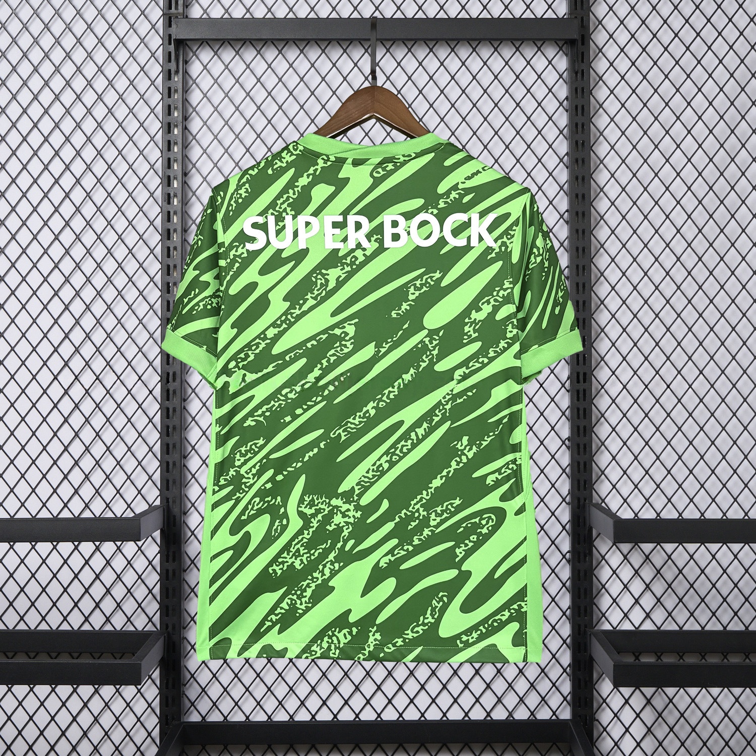Sporting CP 25-26 Green Goalkeeper Jersey - Fans Version - ReplicasJersey