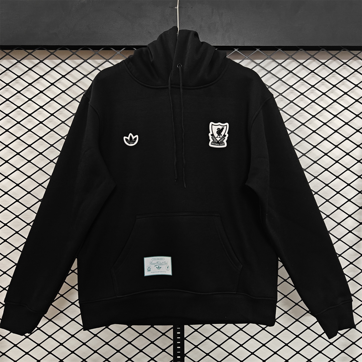 Liver.pool 25-26 Originals Terrace Icon White Team Logo Unisex Pullover Hoodie - ReplicasJersey
