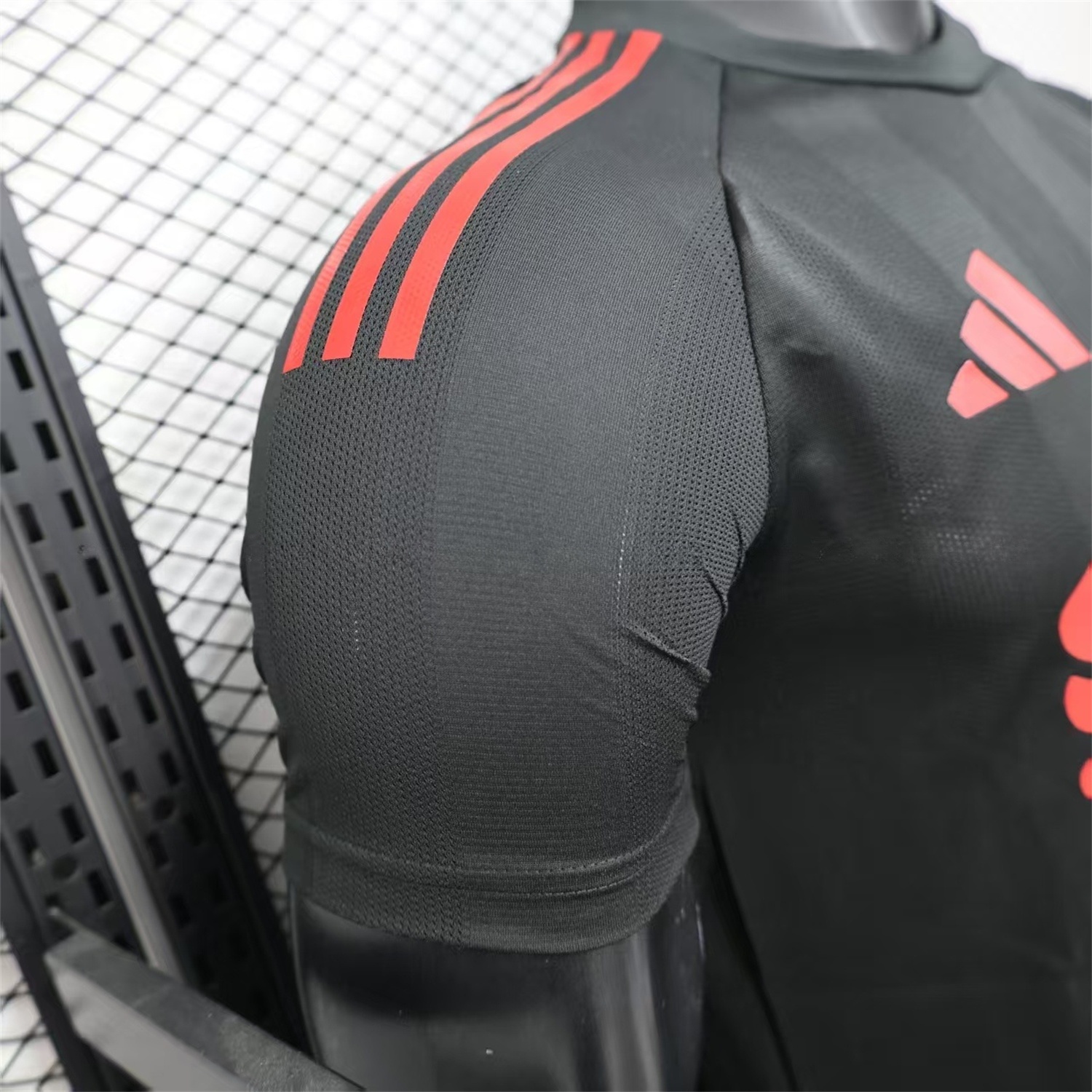Liver.pool 25-26 Black Special Whit Red Sponsor Jersey - Player Version - ReplicasJersey