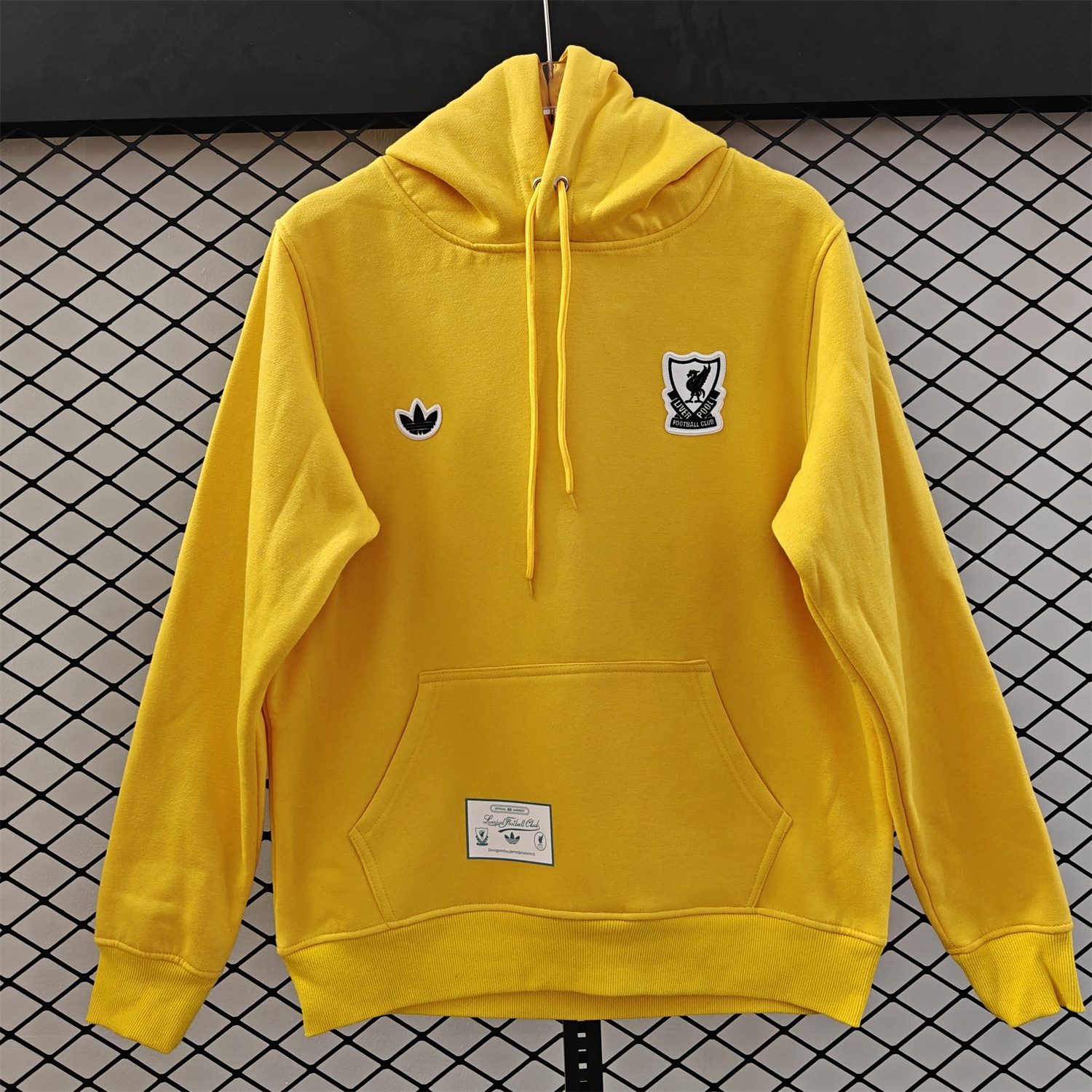 Liver.pool 25-26 Originals Terrace Icon White Team Logo Unisex Pullover Hoodie - ReplicasJersey