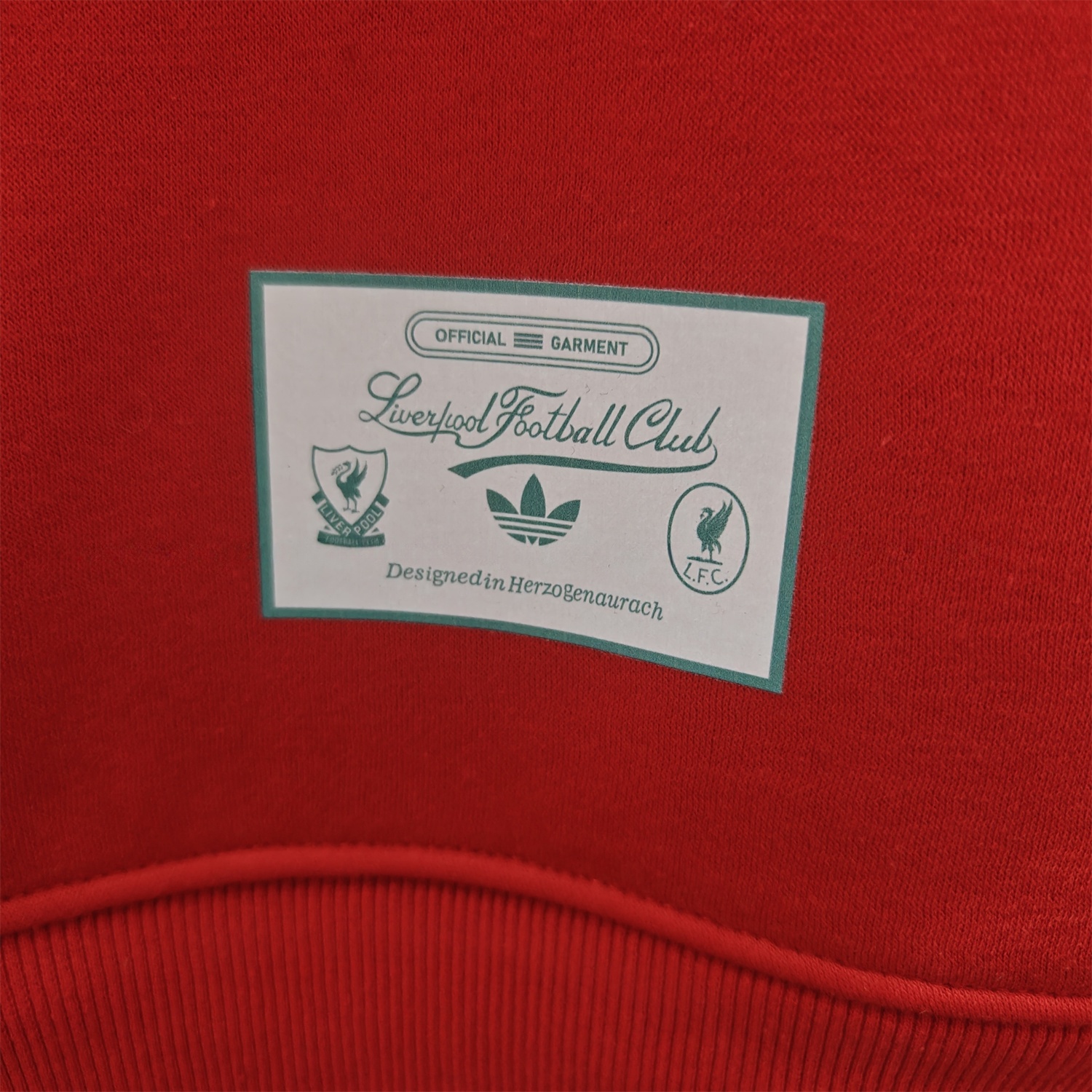 Liver.pool 25-26 Originals Terrace Icon White Team Logo Unisex Pullover Hoodie - ReplicasJersey