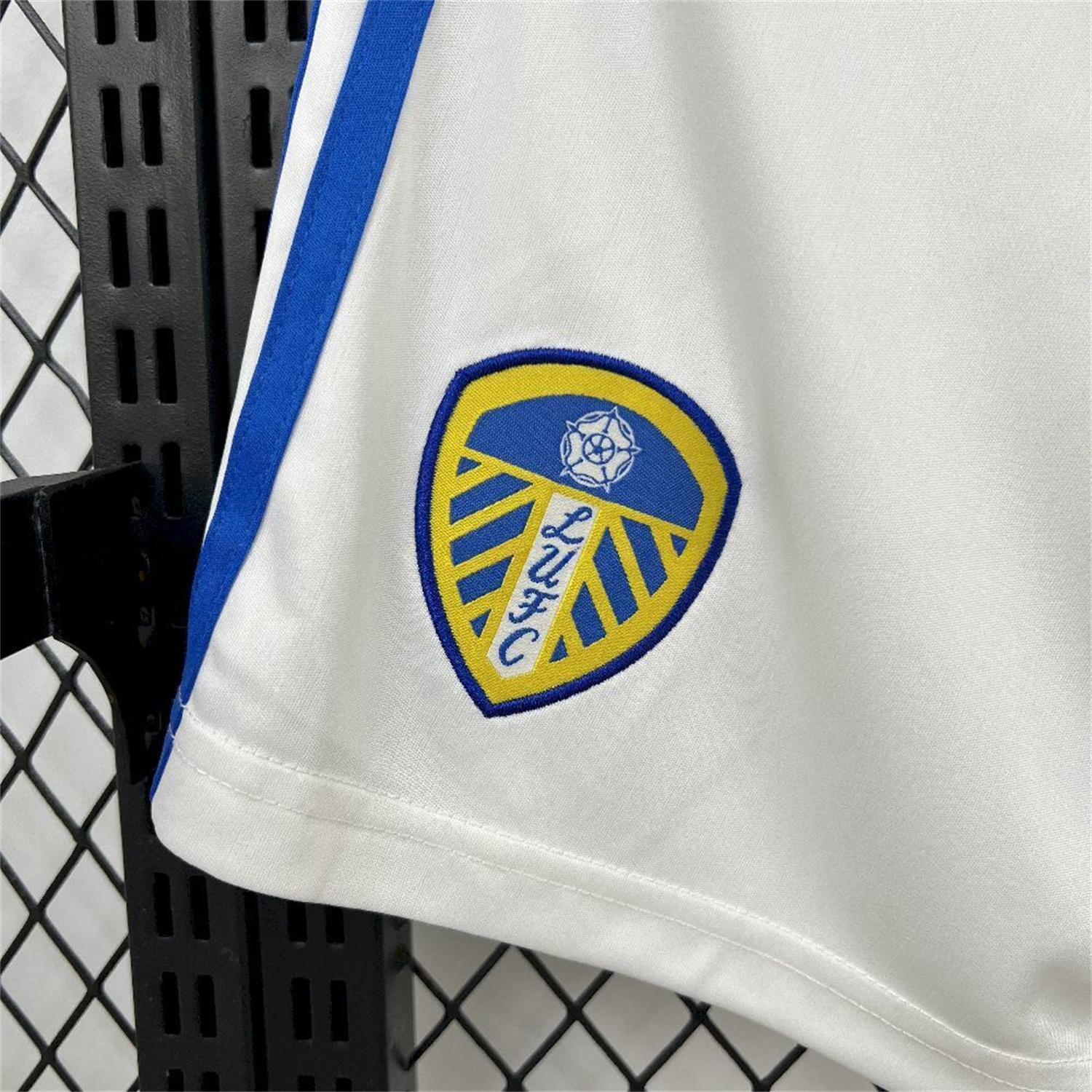 Leeds United 25-26 Home White Shorts - Fans Version - ReplicasJersey