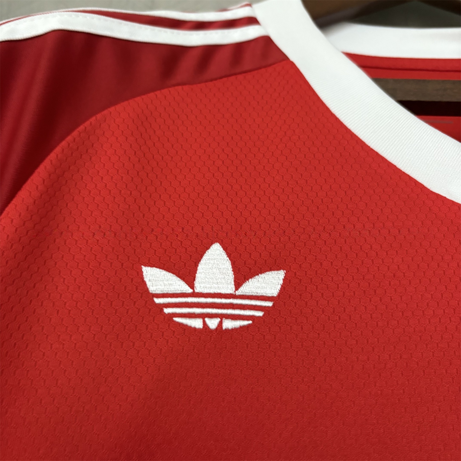 Flamengo 25-26 White Lines Red Special Jersey - Fans Version - ReplicasJersey