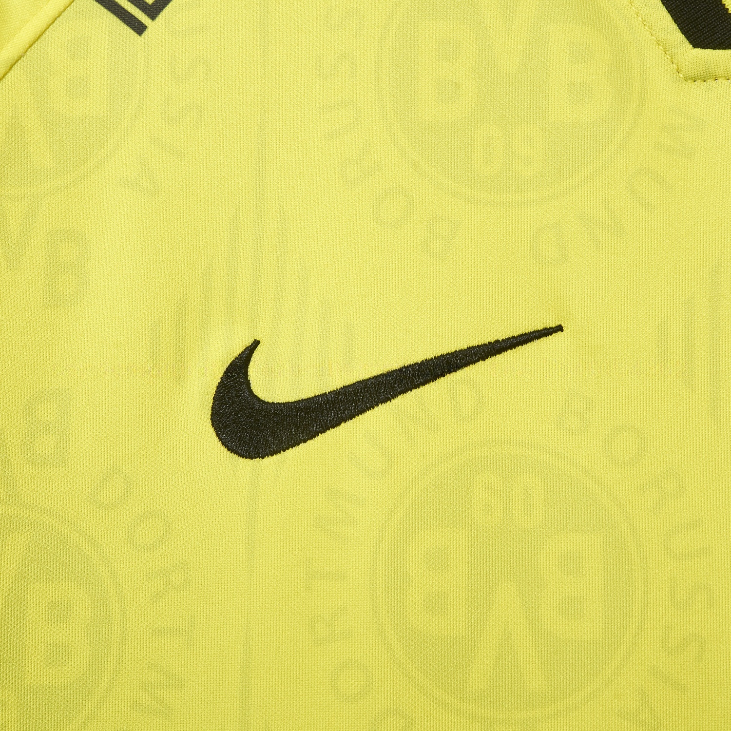 Retro Dortmund 1996-97 Home Jersey - ReplicasJersey