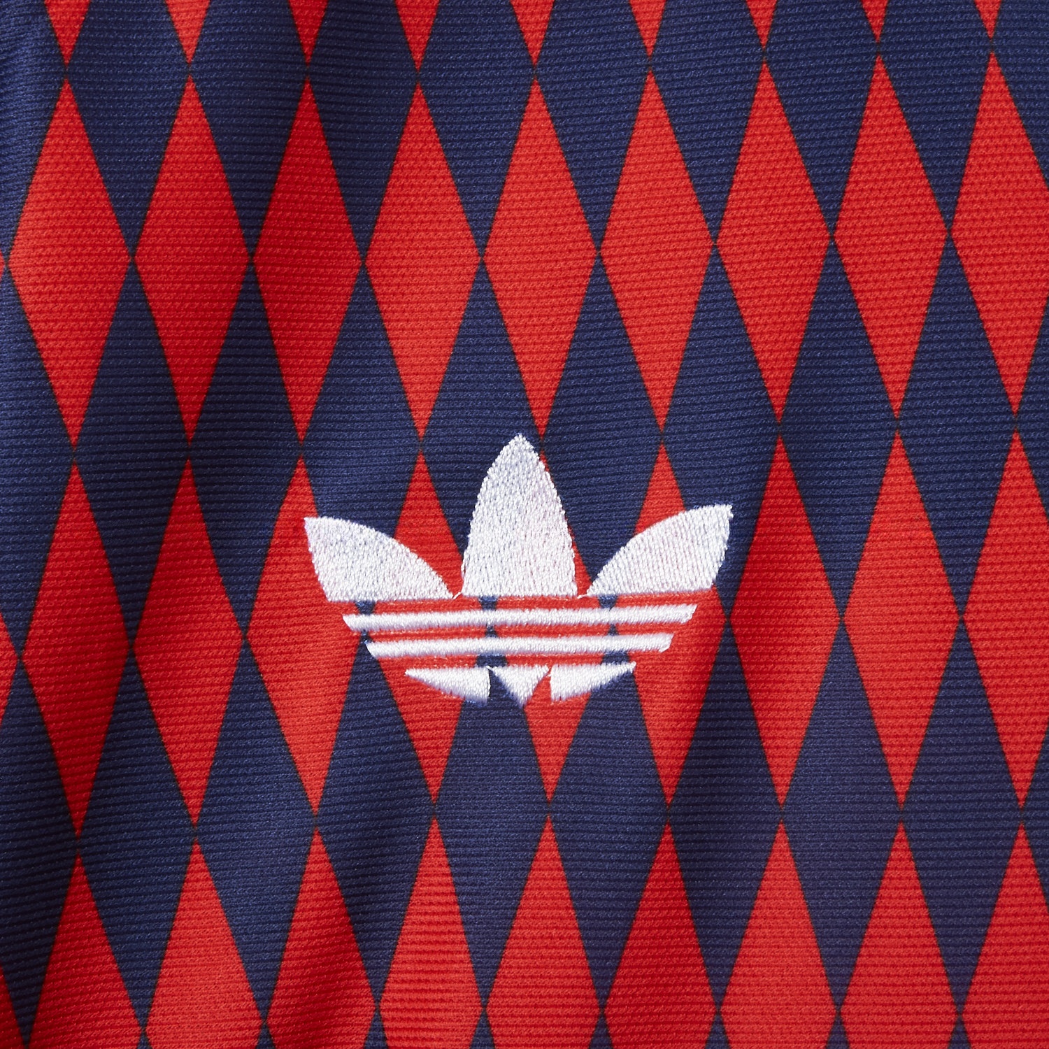 Bayern Munich 25-26 Trefoil Retro Style Red And Deep Blue Jersey - Fans Version - ReplicasJersey