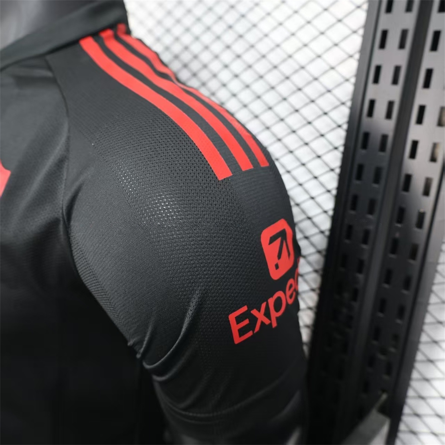 Liver.pool 25-26 Black Special Whit Red Sponsor Jersey - Player Version - ReplicasJersey