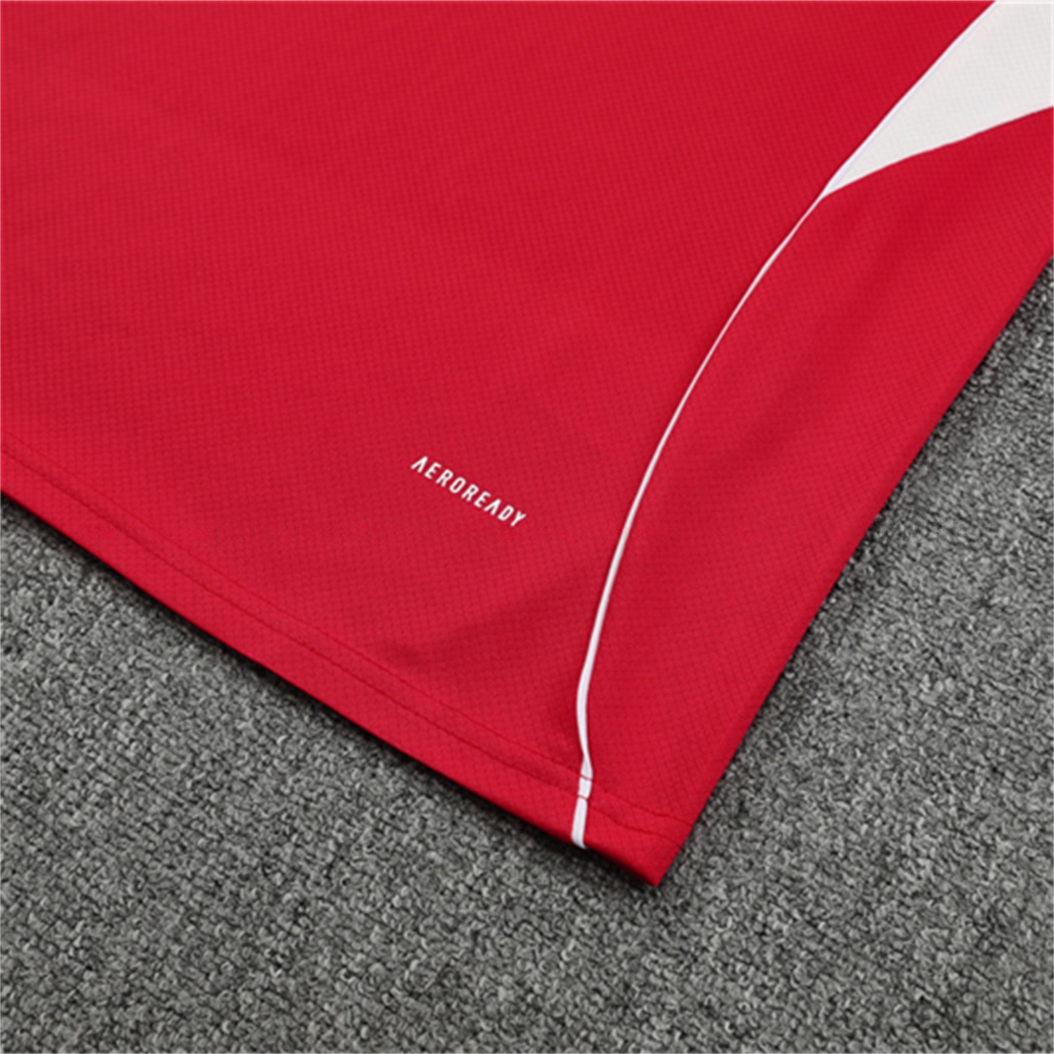 Liver.pool 25-26 Kids Short-Sleeve Training Set - Red Top & Black Shorts - ReplicasJersey