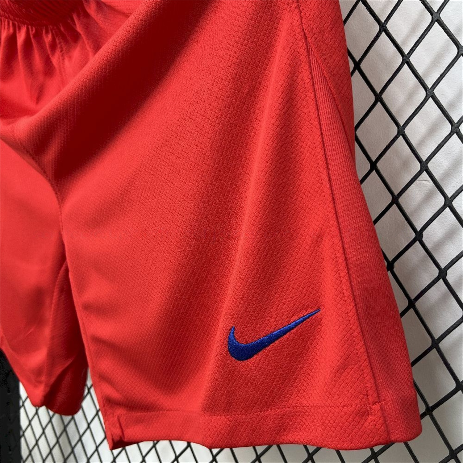 Paris Saint-Germain PSG 25-26 Third Red Shorts - Fans Version - ReplicasJersey